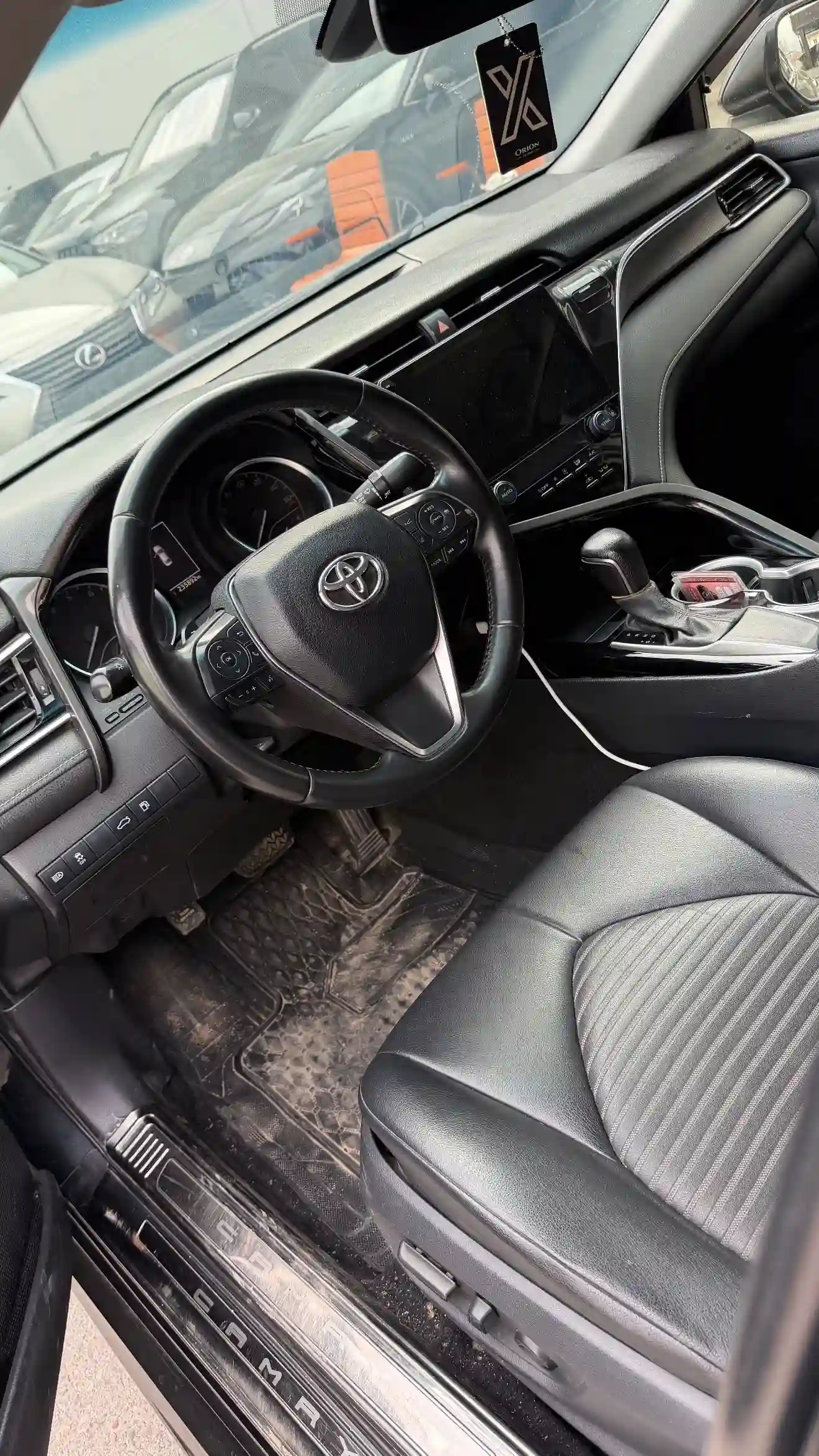 Toyota Camry 2018 — миниатюра 5