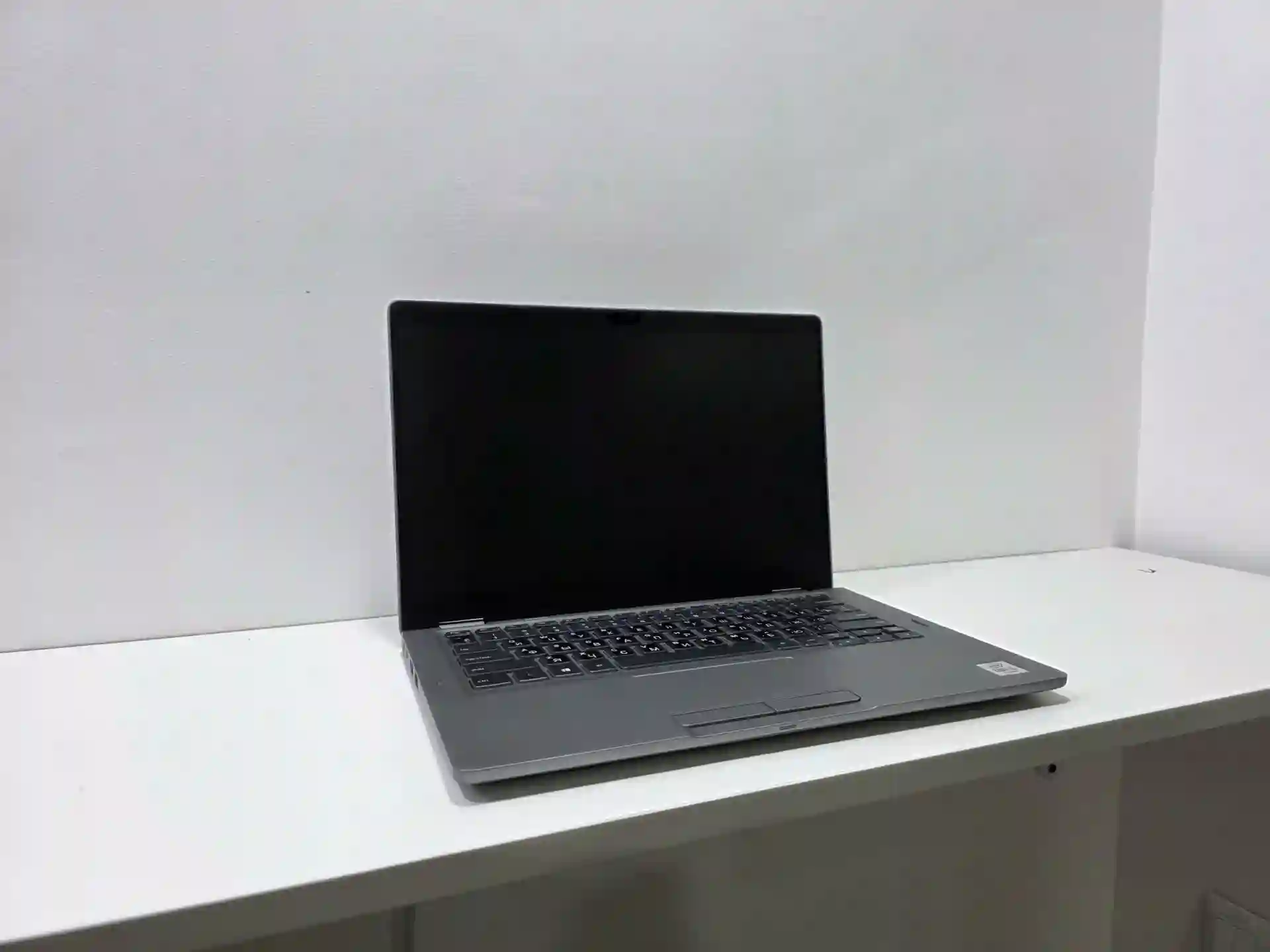 Сенсорный X360 DEL Intel Core i5-10310U / 8GB /256