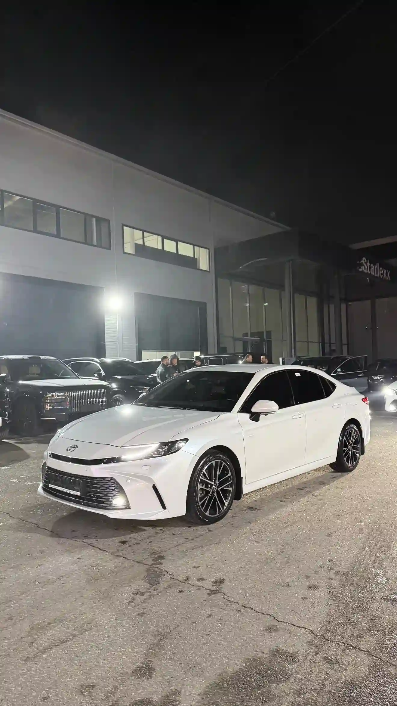 Toyota Camry 2025