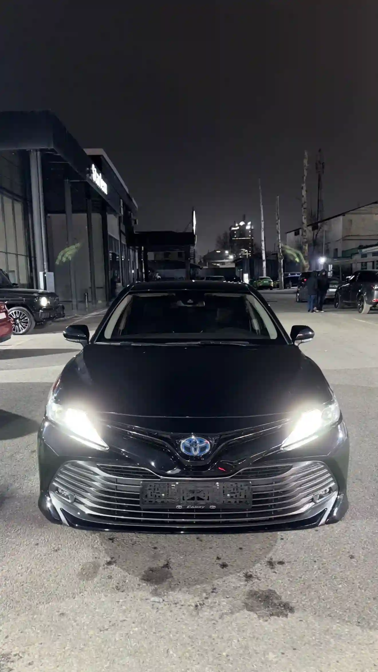 Toyota Camry 2018 — миниатюра 1