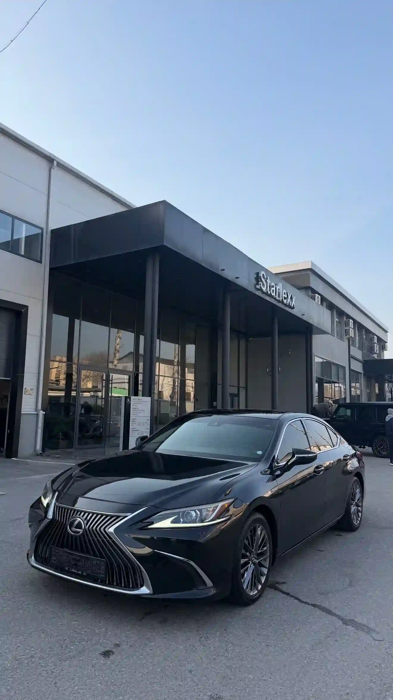 Lexus Es series 2019 — миниатюра 2
