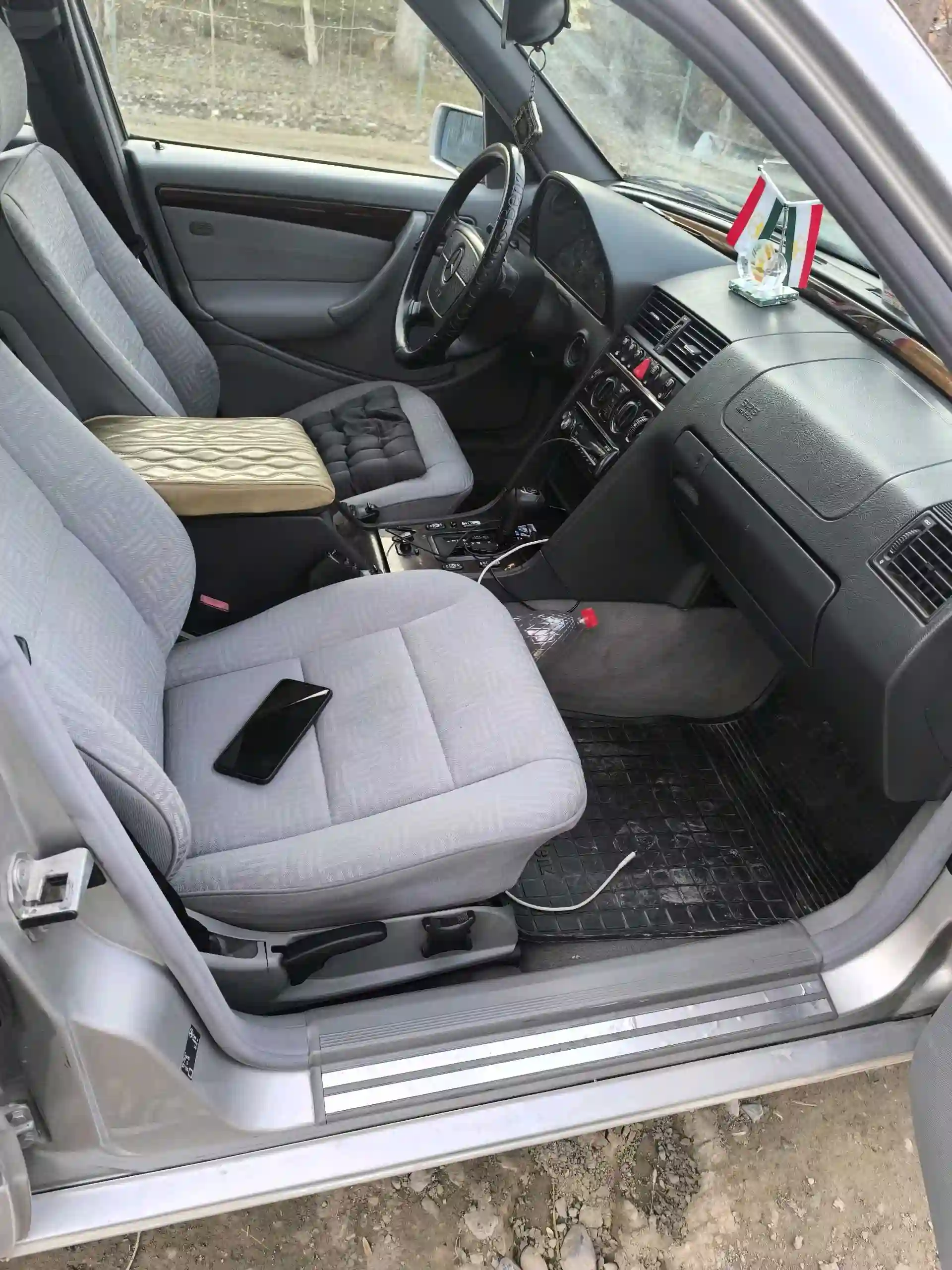 Mercedes-benz C class 1999 — миниатюра 4