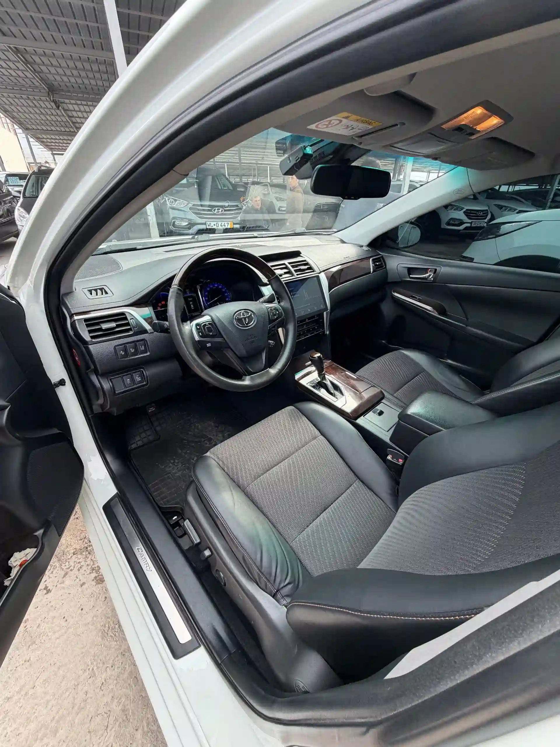 Toyota Camry 2016 — миниатюра 6