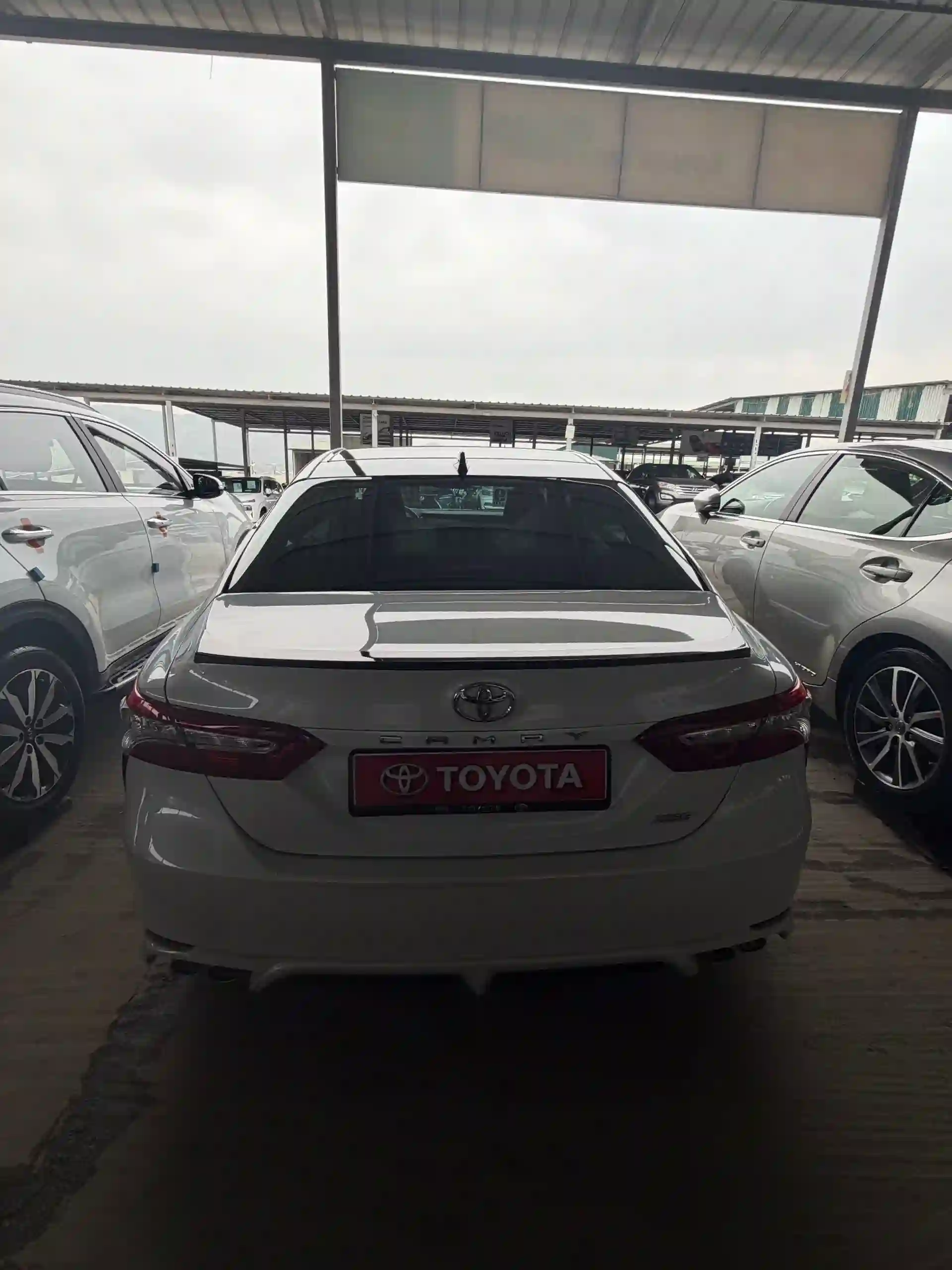 Toyota Camry 2019 — миниатюра 3