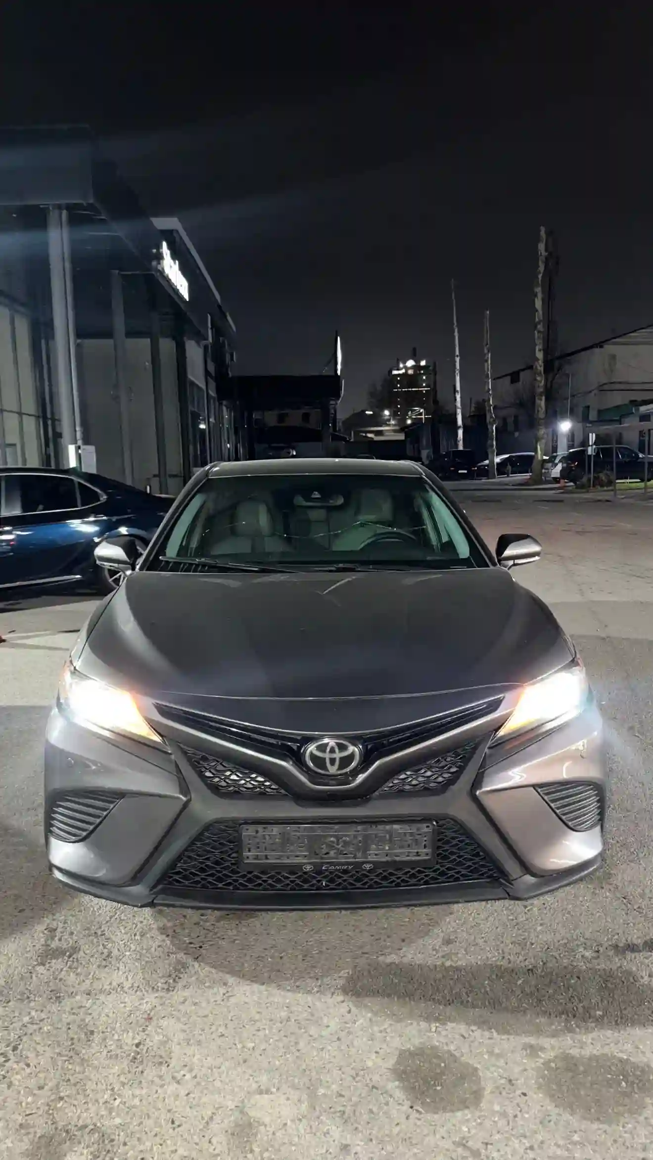 Toyota Camry 2018 — миниатюра 1