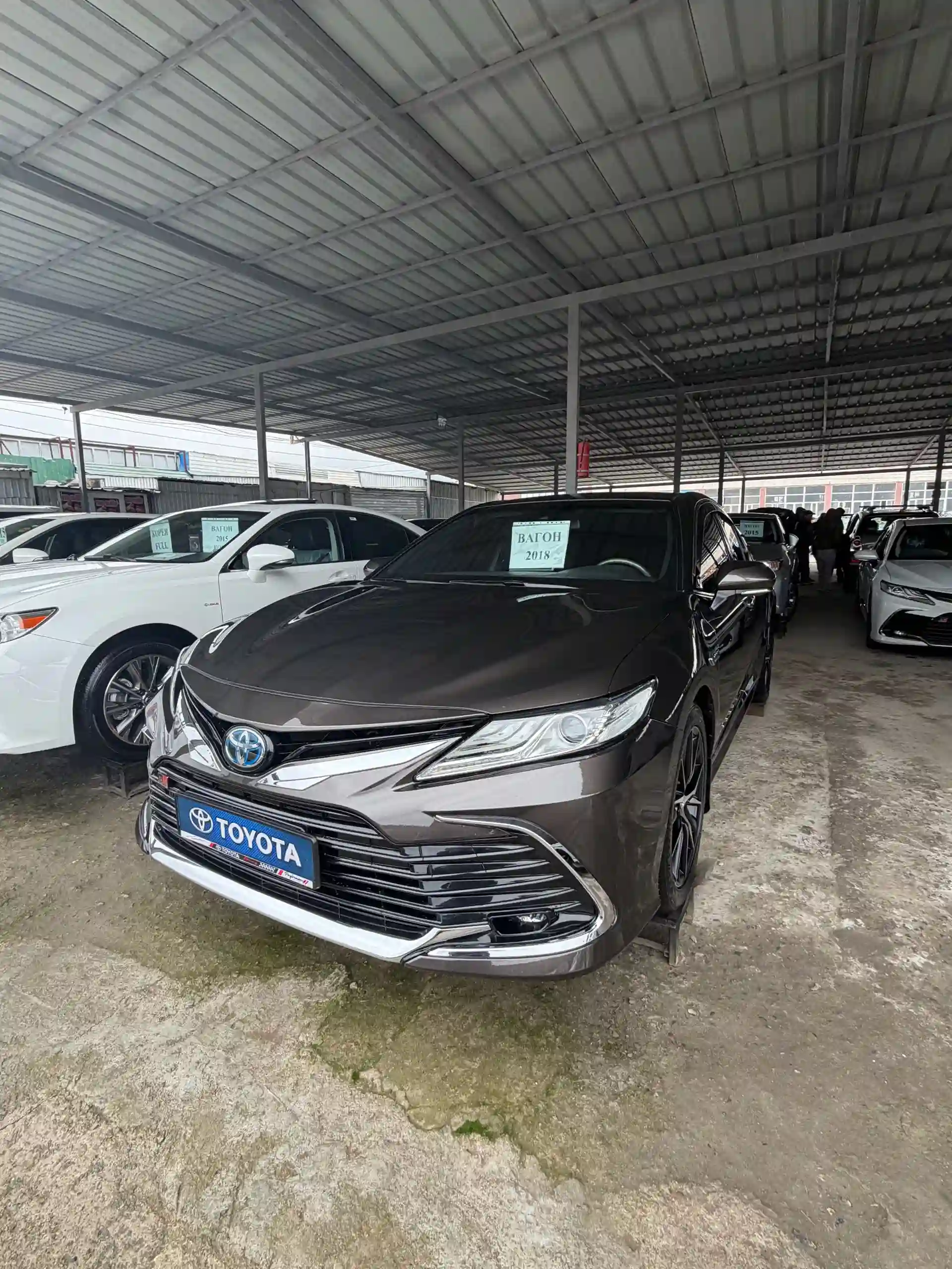 Toyota Camry 2018 — миниатюра 1