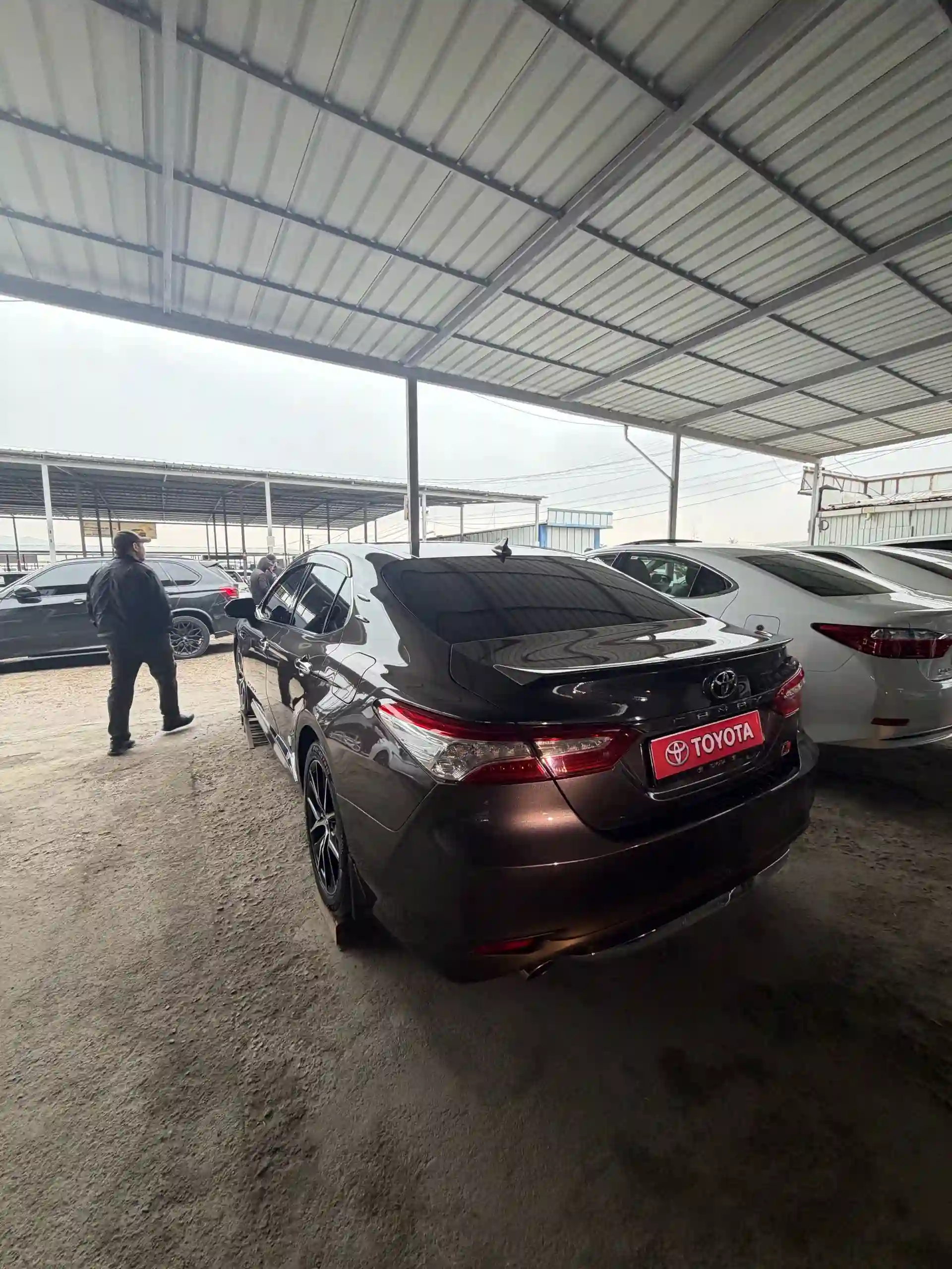 Toyota Camry 2018 — миниатюра 3