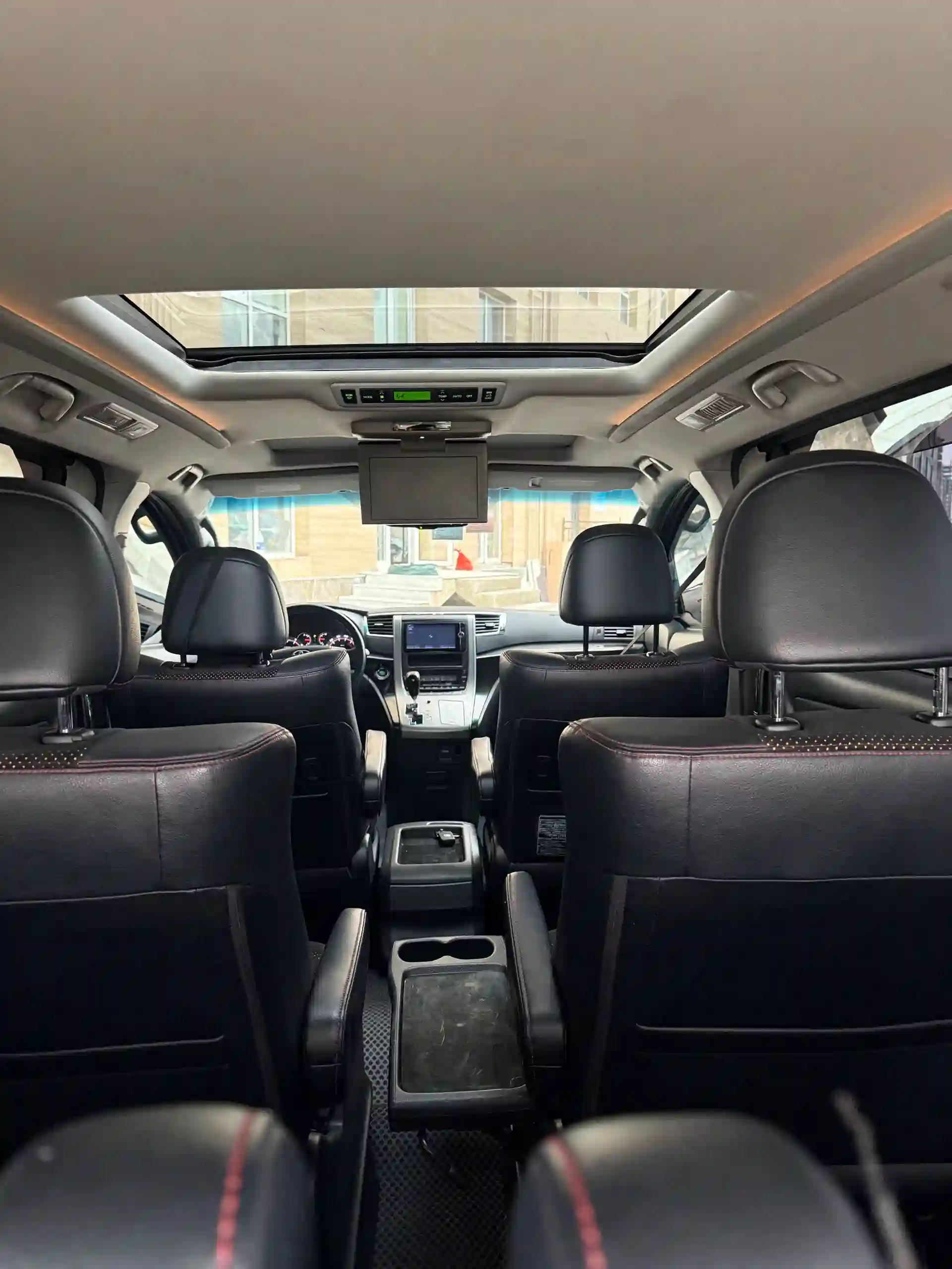 Toyota Vellfire 2014