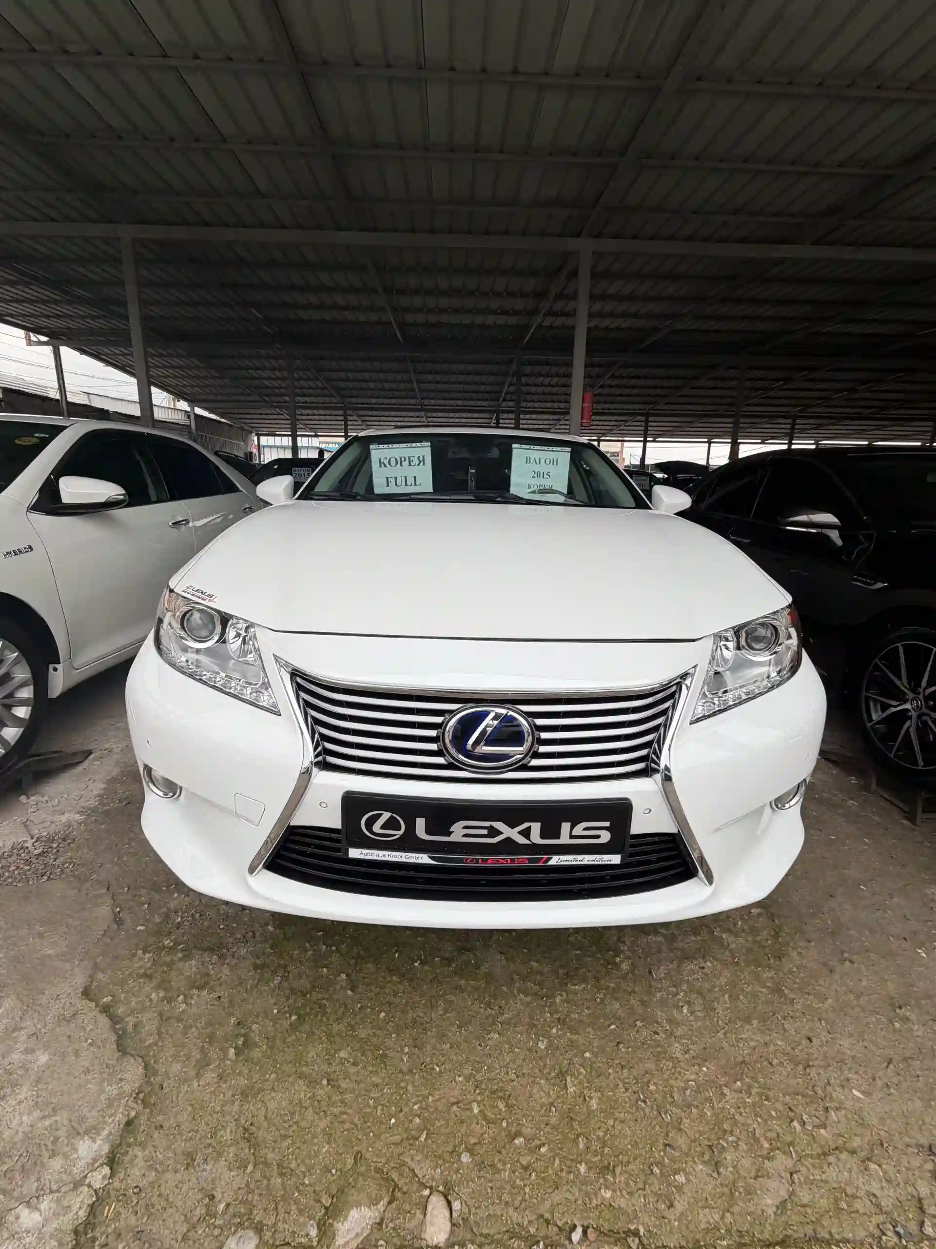 Lexus Es series 2015 — миниатюра 1