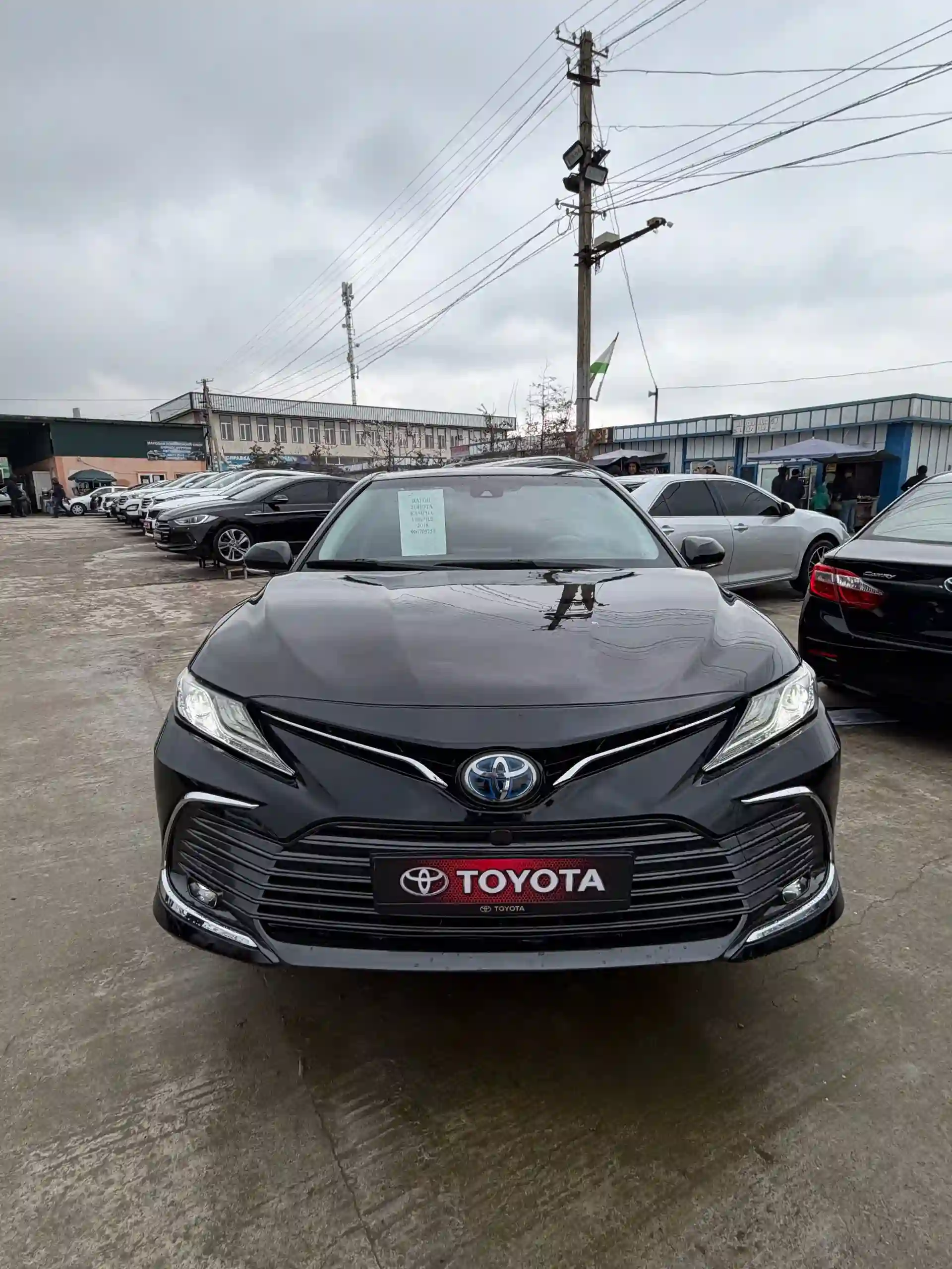Toyota Camry 2018 — миниатюра 1