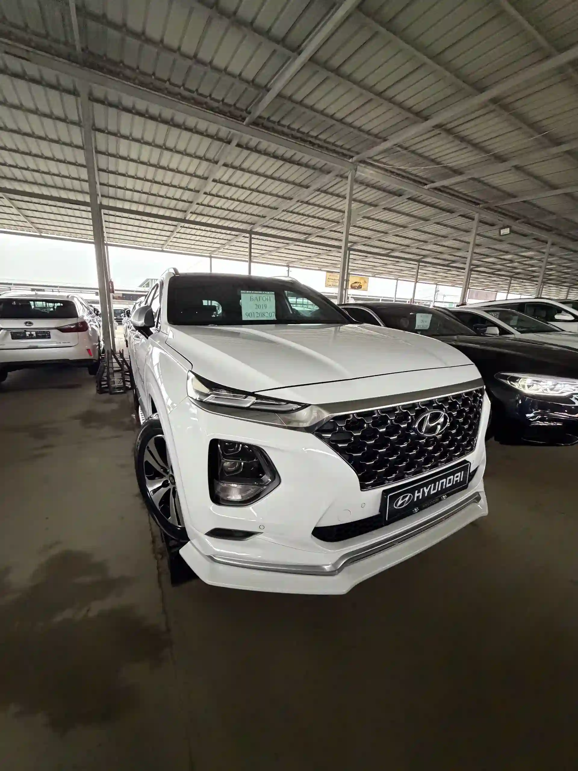 Hyundai Santa fe 2019 — миниатюра 2