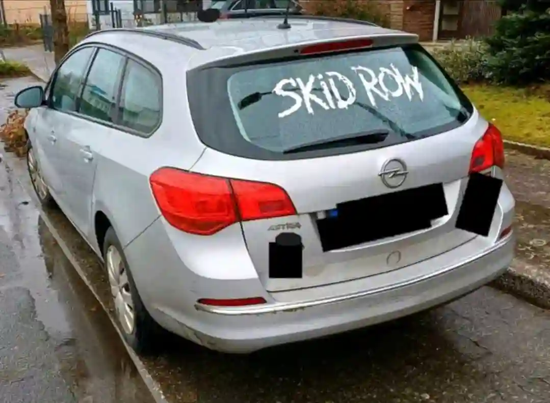 Opel Astra j 2014 — миниатюра 3
