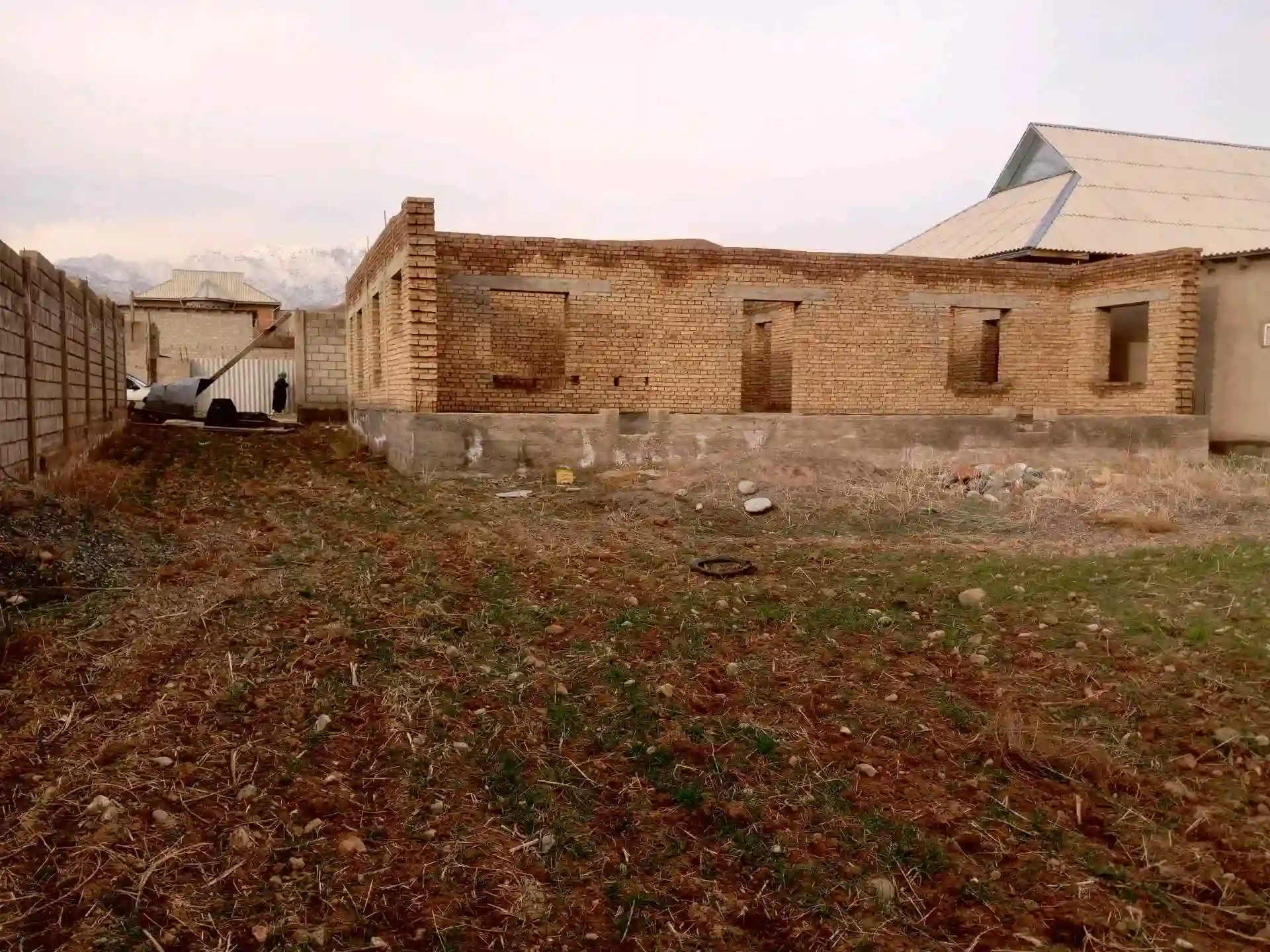 2 этажный, 8-комн. дом, 203 м², 8 соток, 8 соток, камбар
