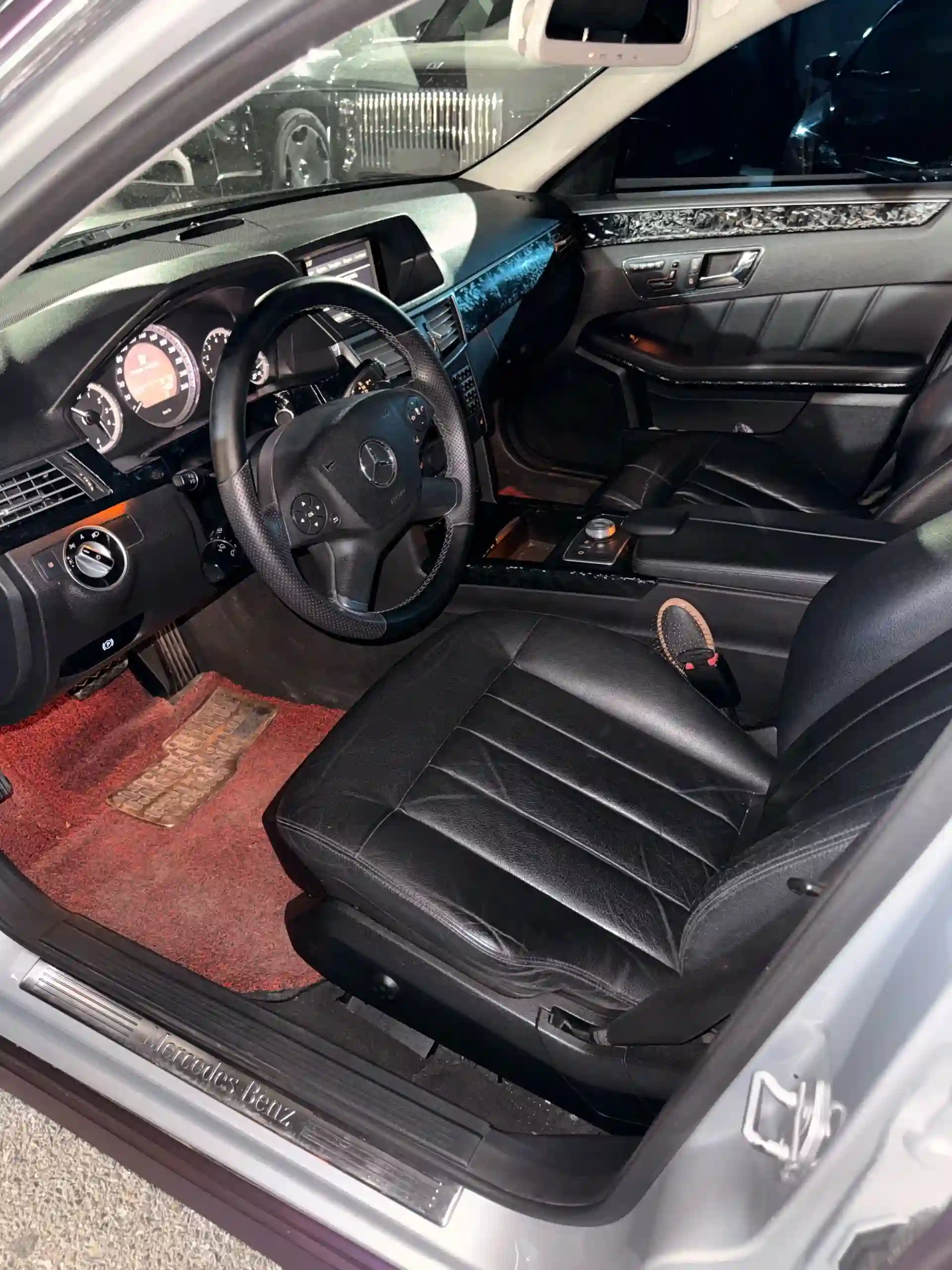 Mercedes-benz E class 2011 — миниатюра 5