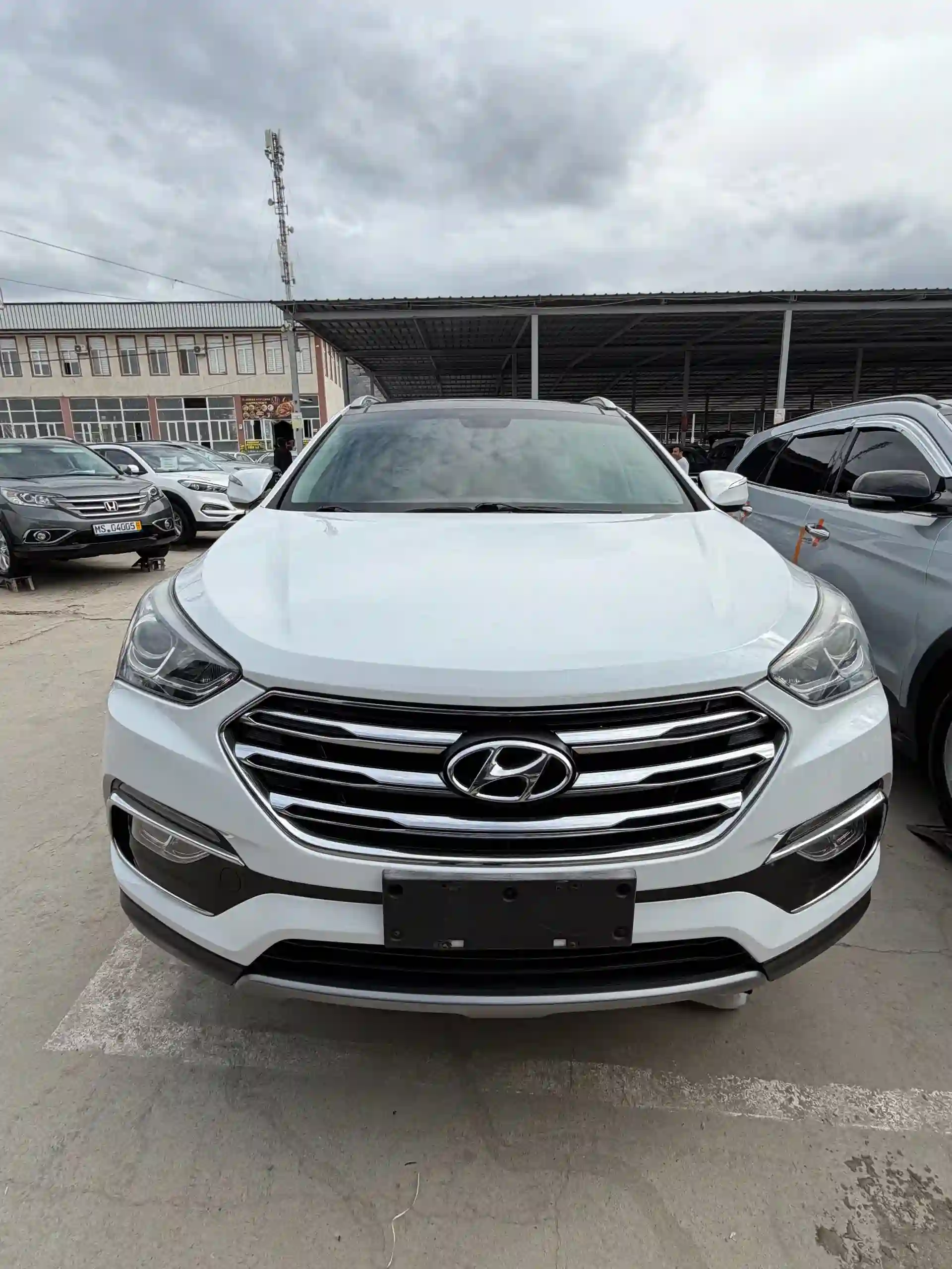 Hyundai Santa fe 2017 — миниатюра 1
