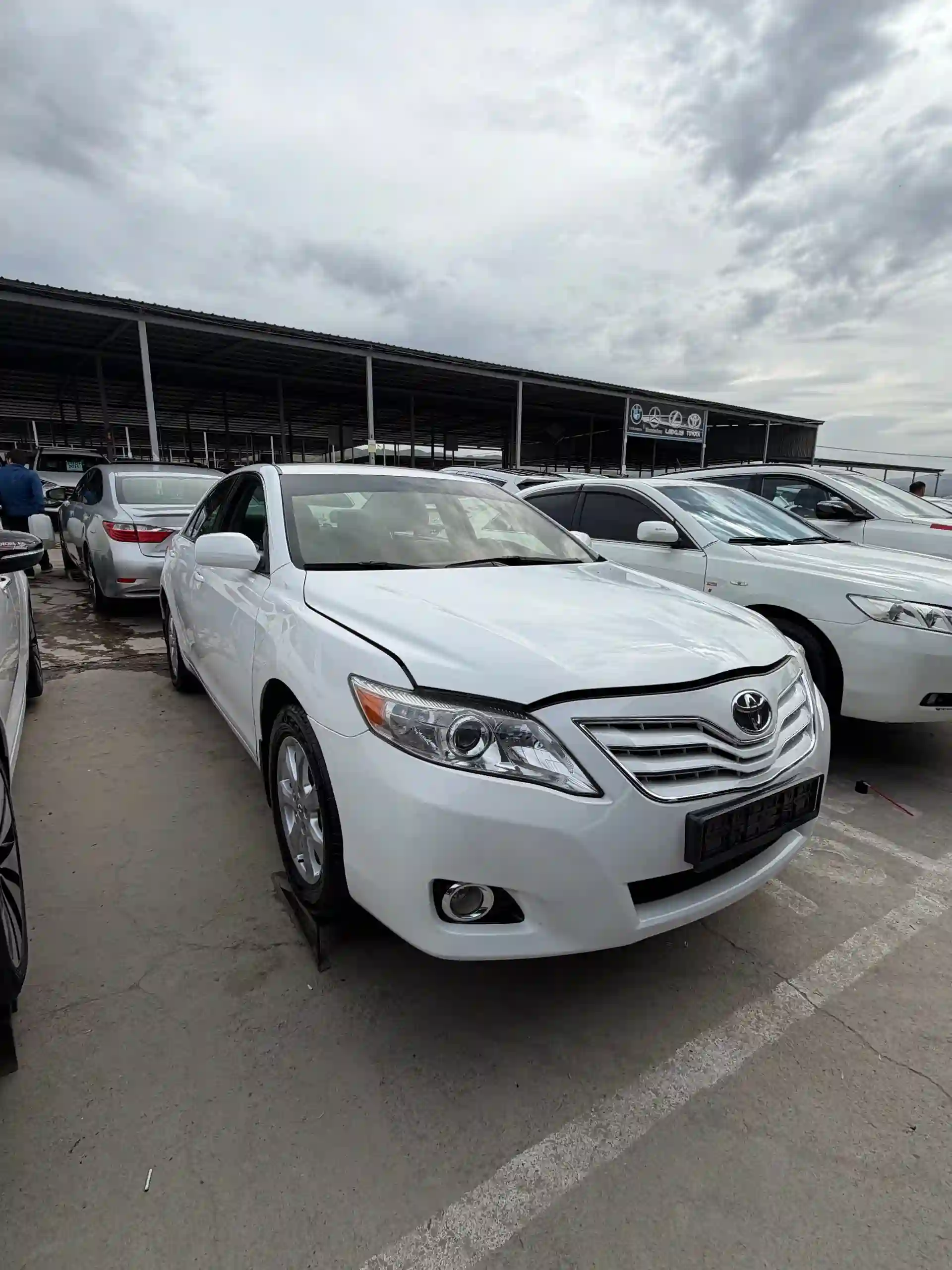 Toyota Camry 2011 — миниатюра 2