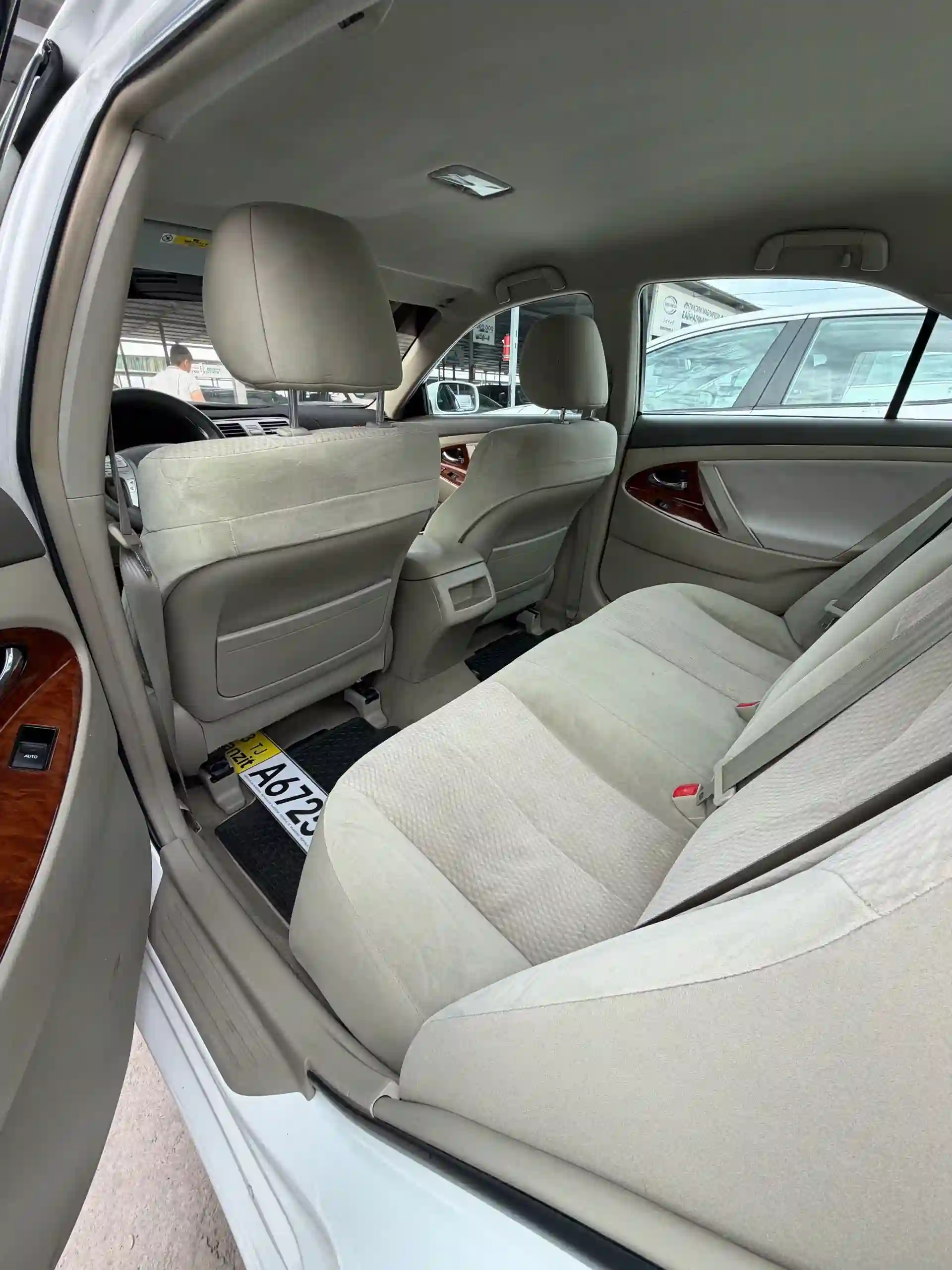 Toyota Camry 2011 — миниатюра 4