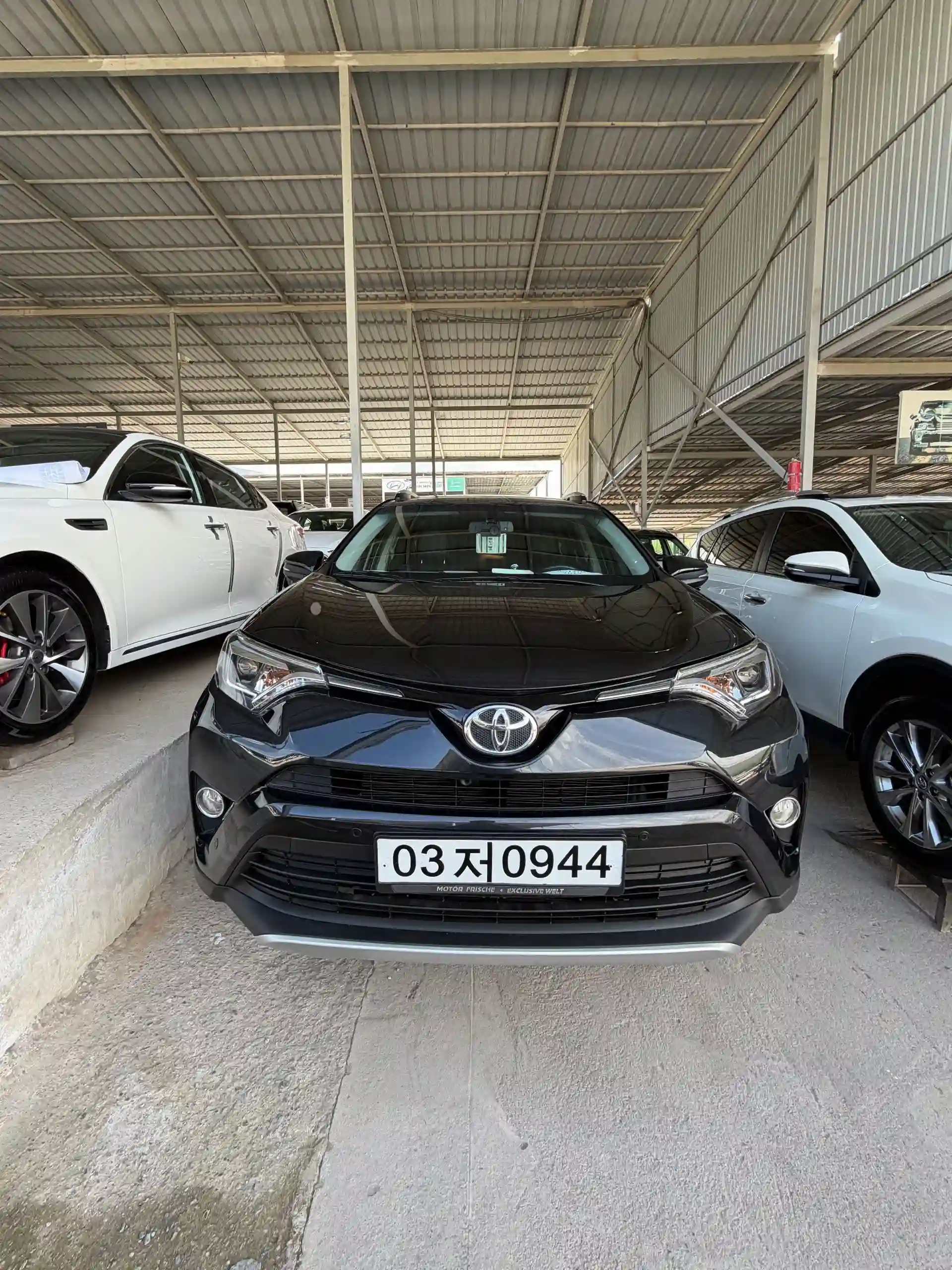 Toyota Rav 4 2015 — миниатюра 1