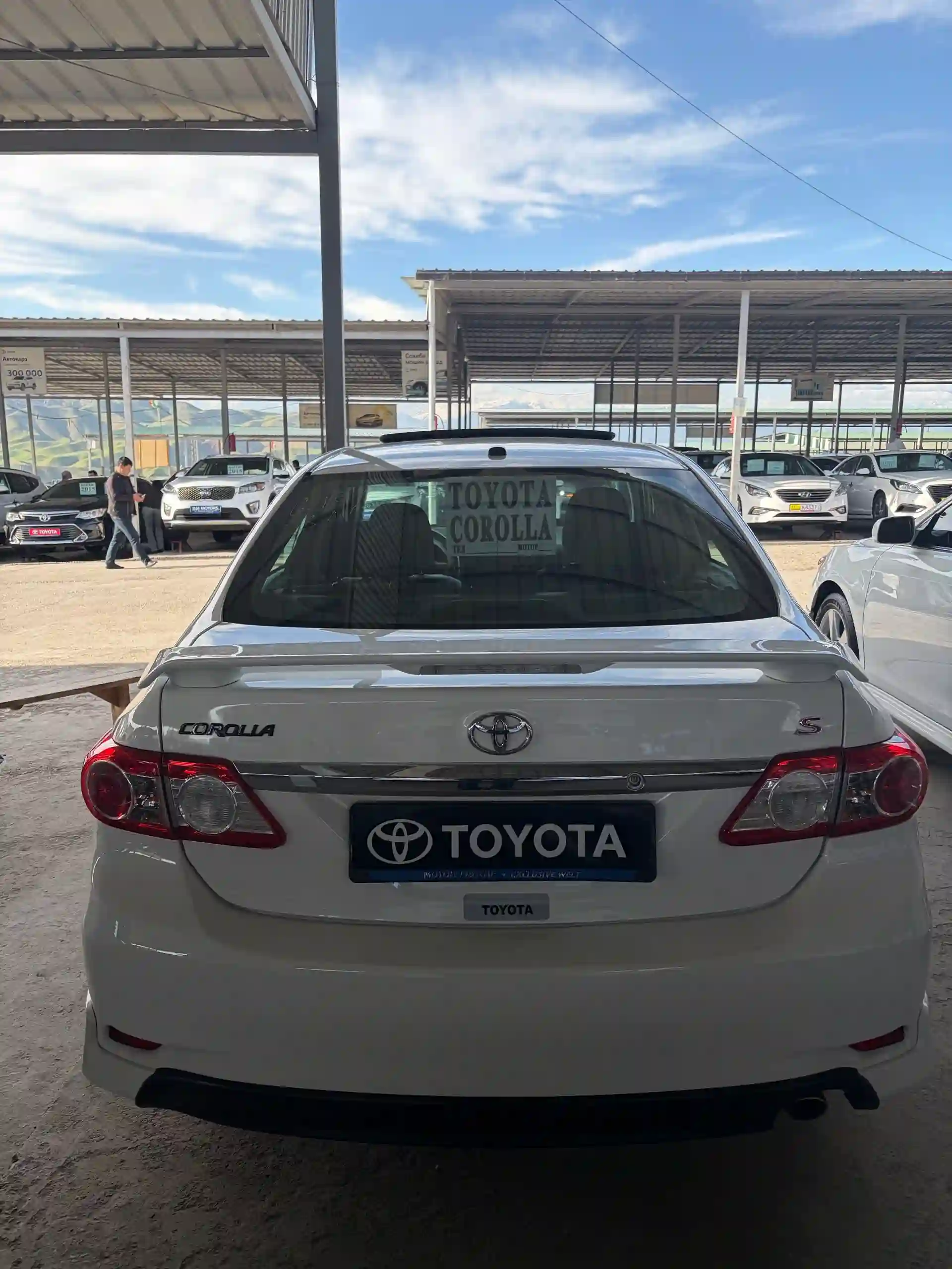 Toyota Corolla 2012 — миниатюра 3
