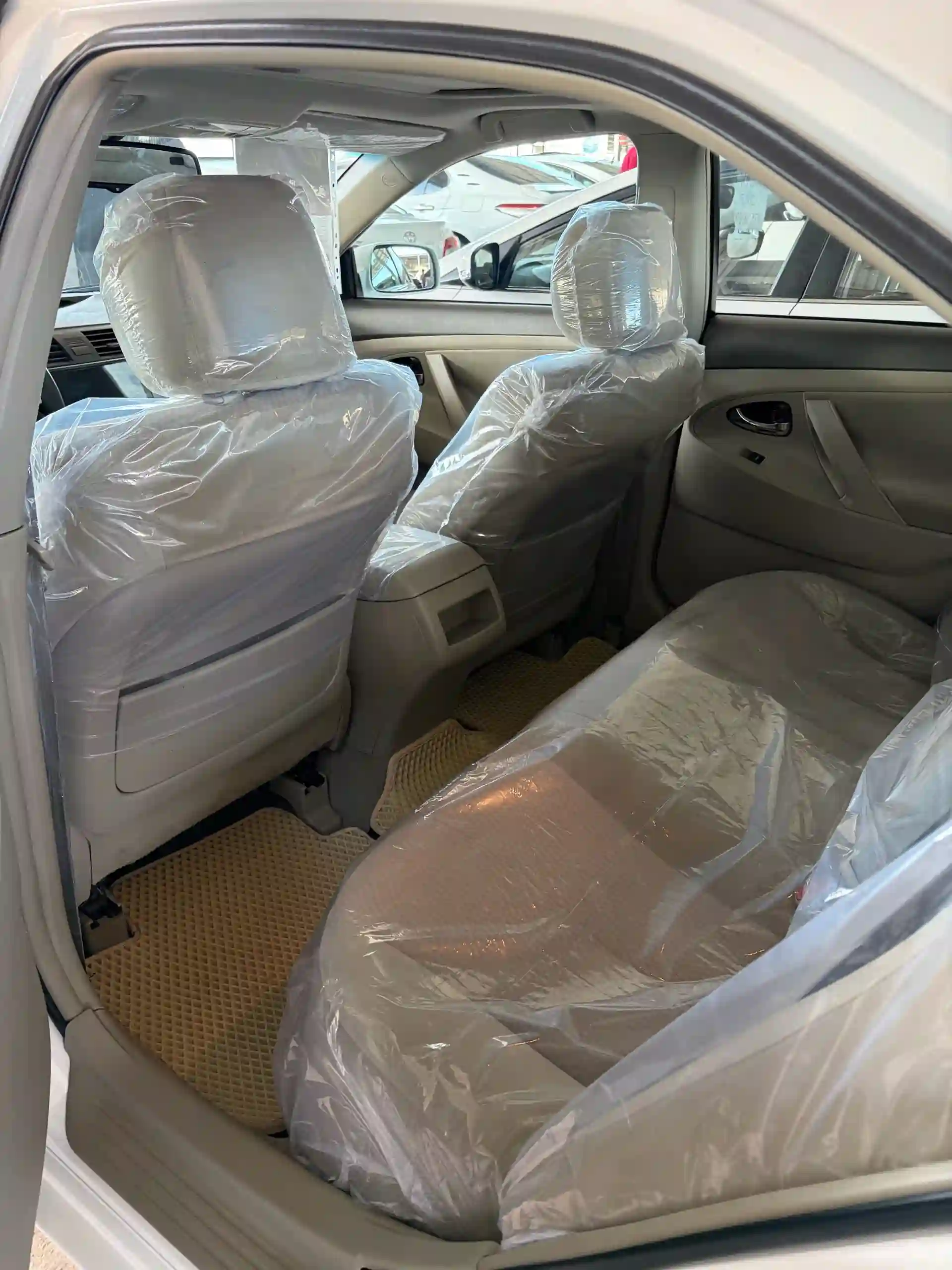 Toyota Camry 2010 — миниатюра 2