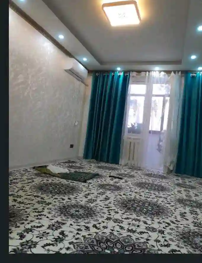 4-к квартира, 4 этаж, 90 м², 7 кламетр