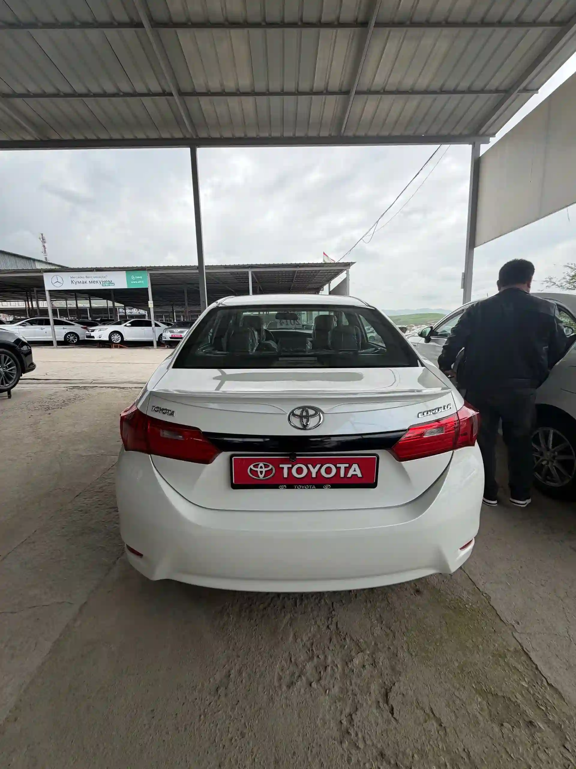 Toyota Corolla 2014 — миниатюра 3