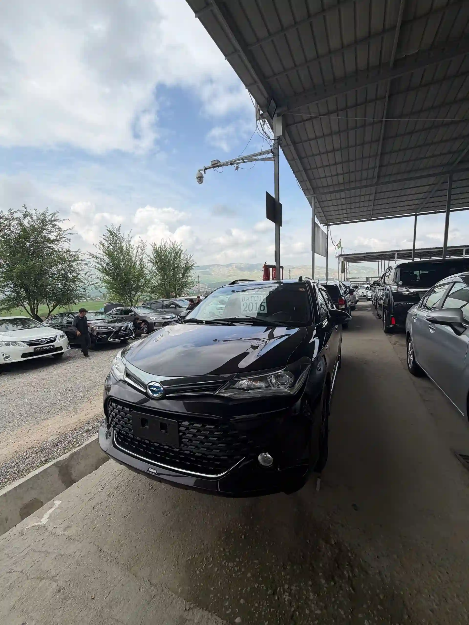 Toyota Fielder 2016