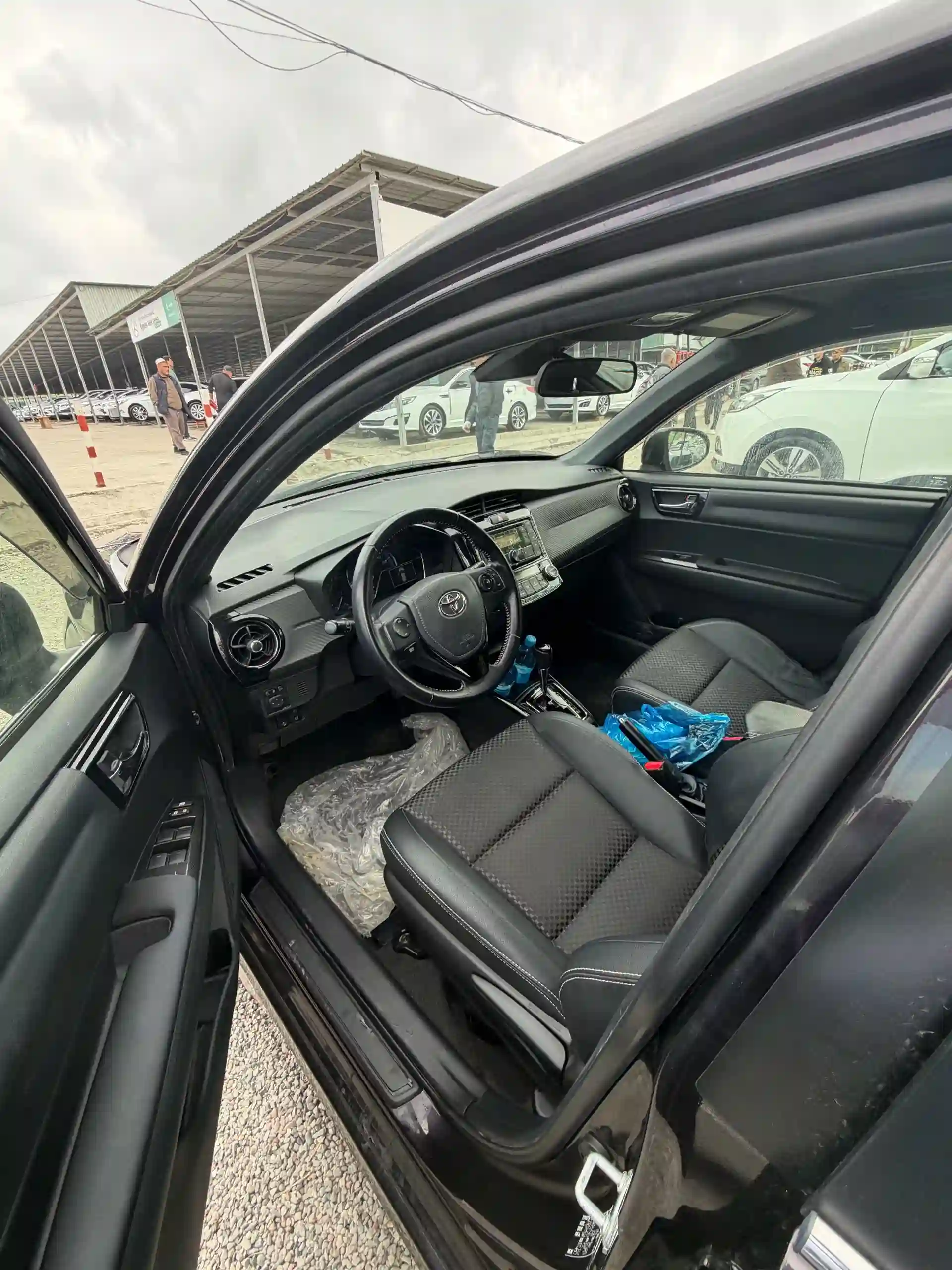 Toyota Fielder 2016