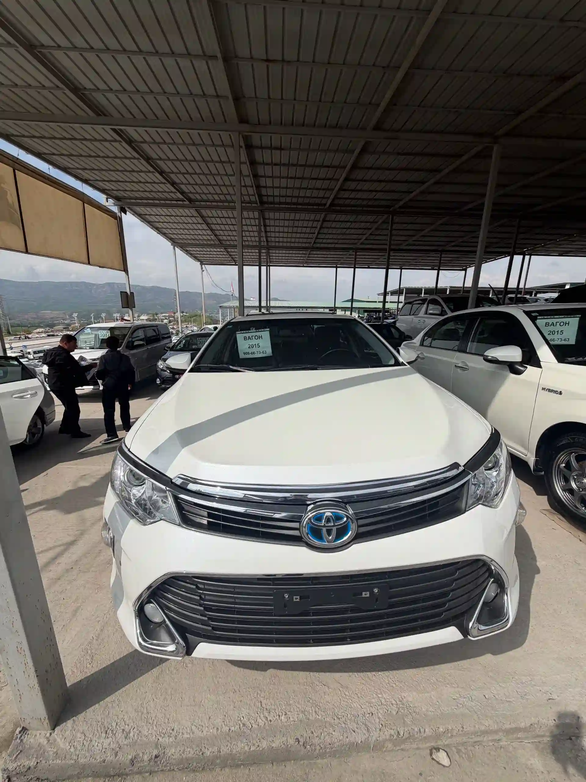 Toyota Camry 2015 — миниатюра 1