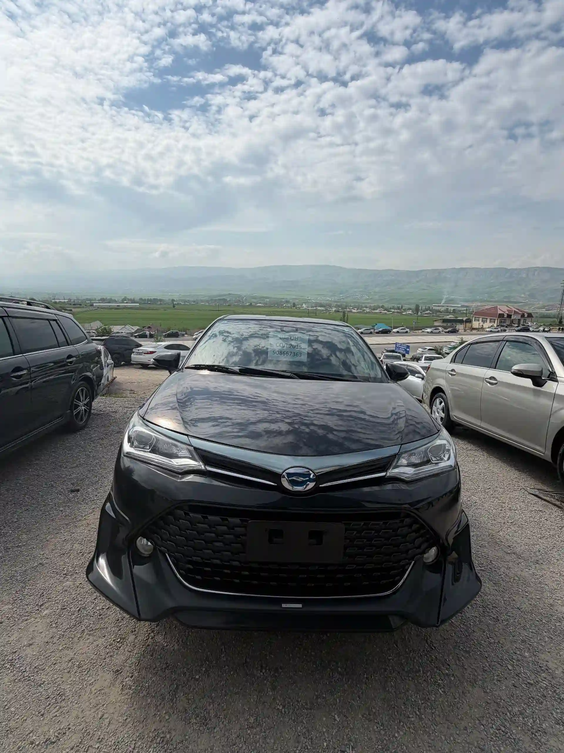 Toyota Fielder 2015