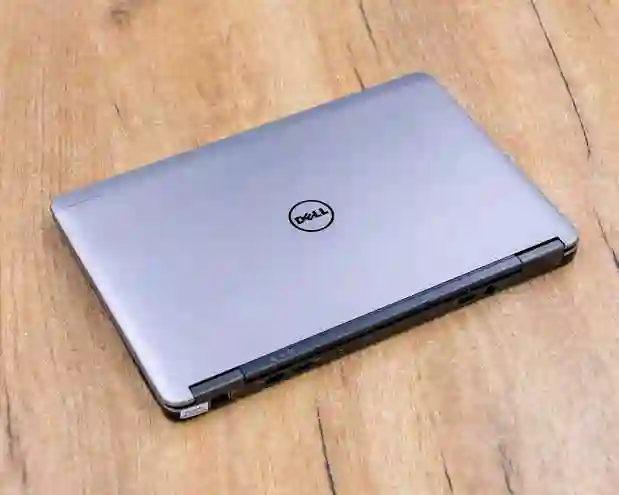 Ноутбук Dell