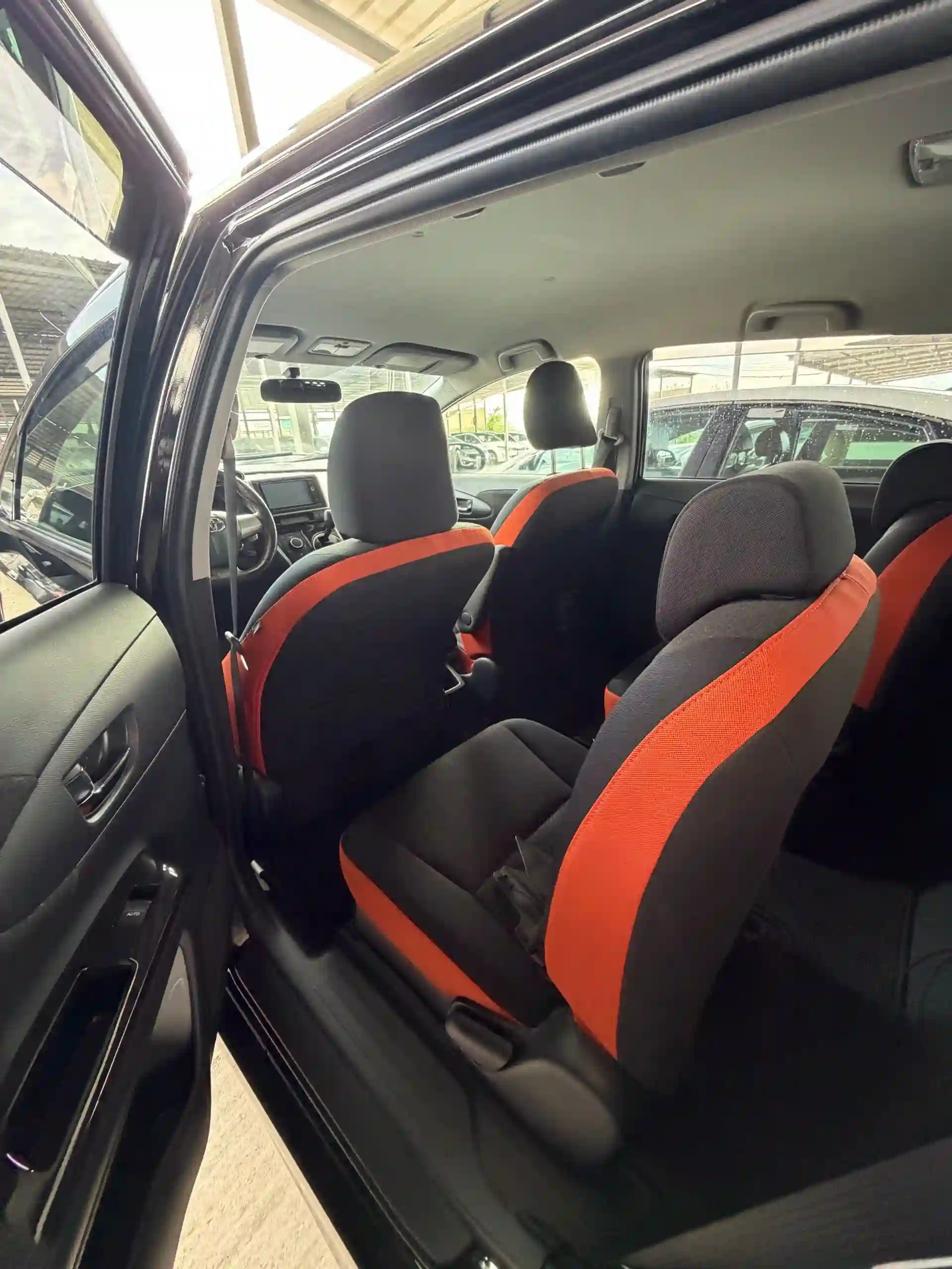 Toyota Vitz 2016