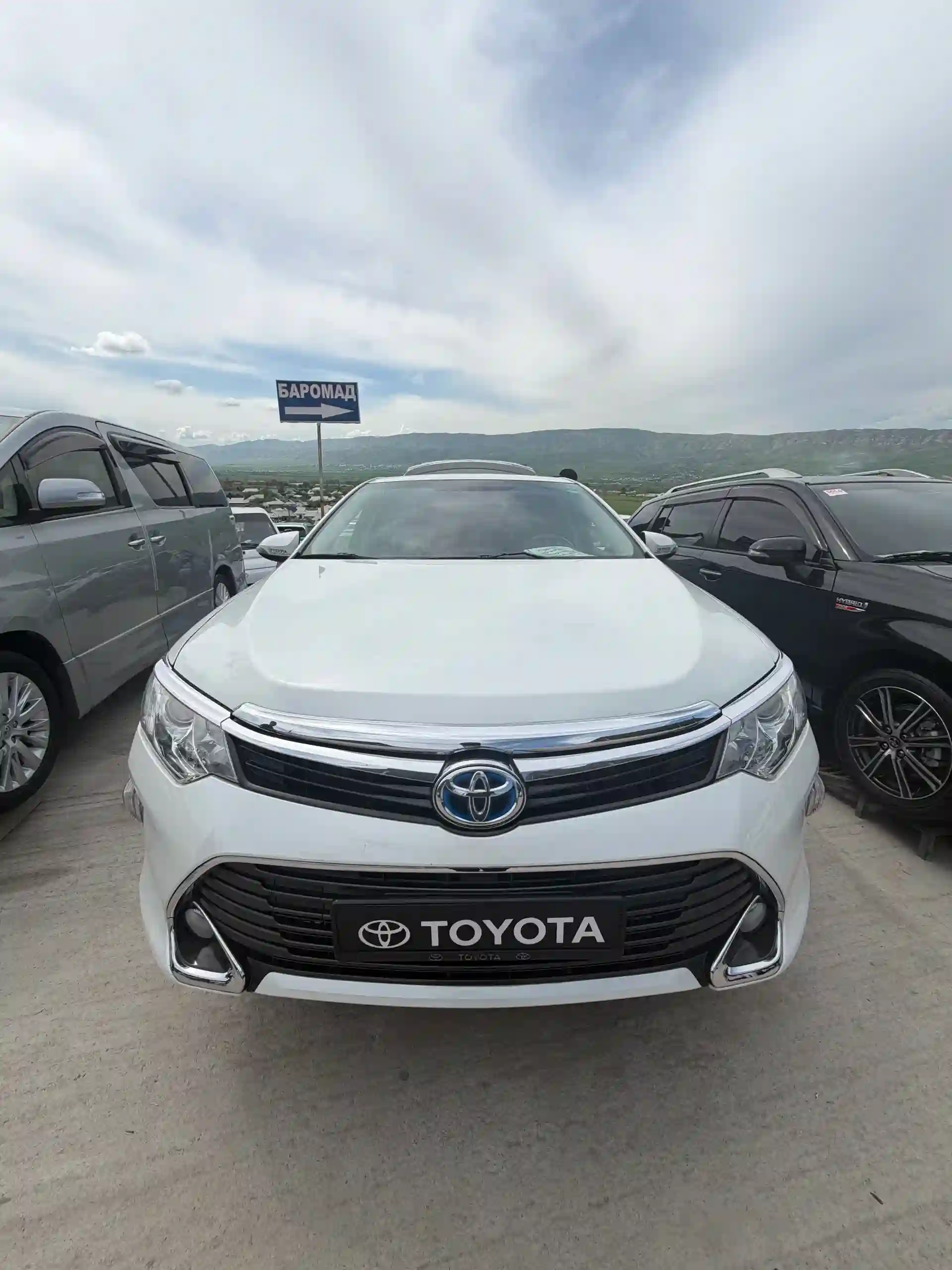 Toyota Camry 2015 — миниатюра 1