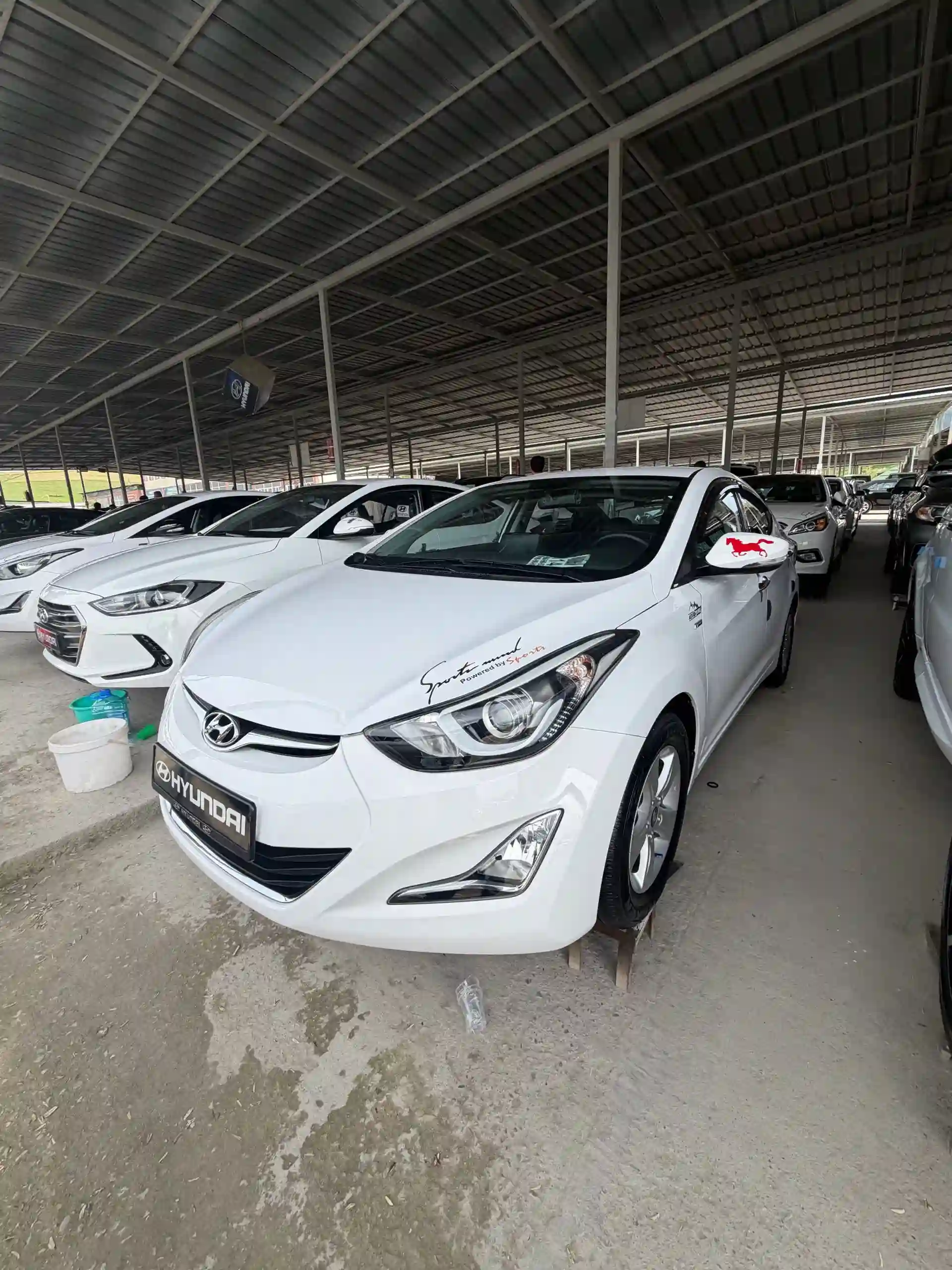 Hyundai Avante 2016