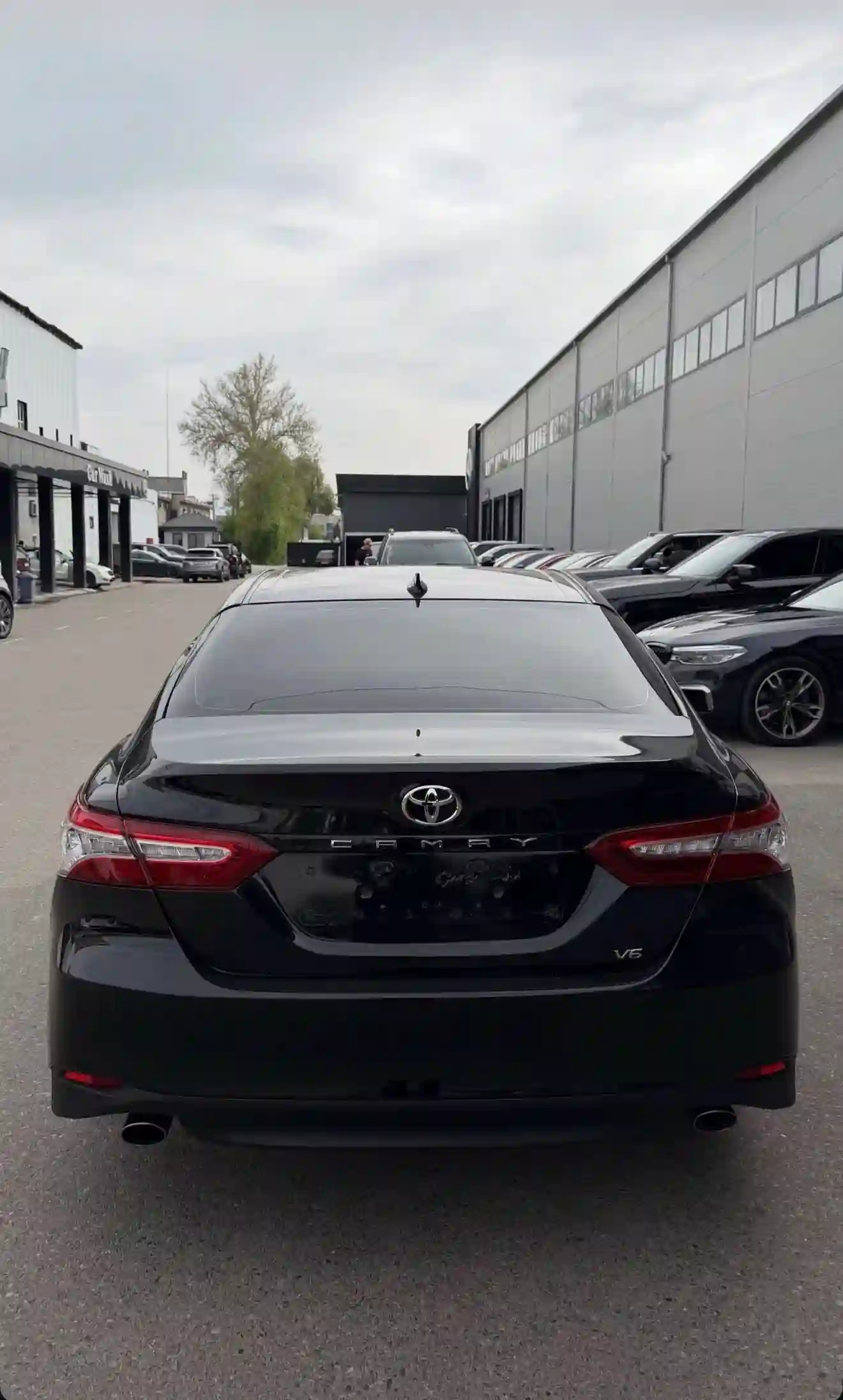 Toyota Camry 2019
