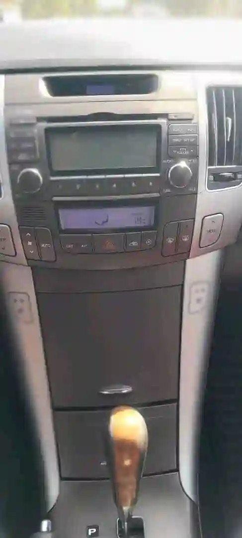 Hyundai Sonata 2009