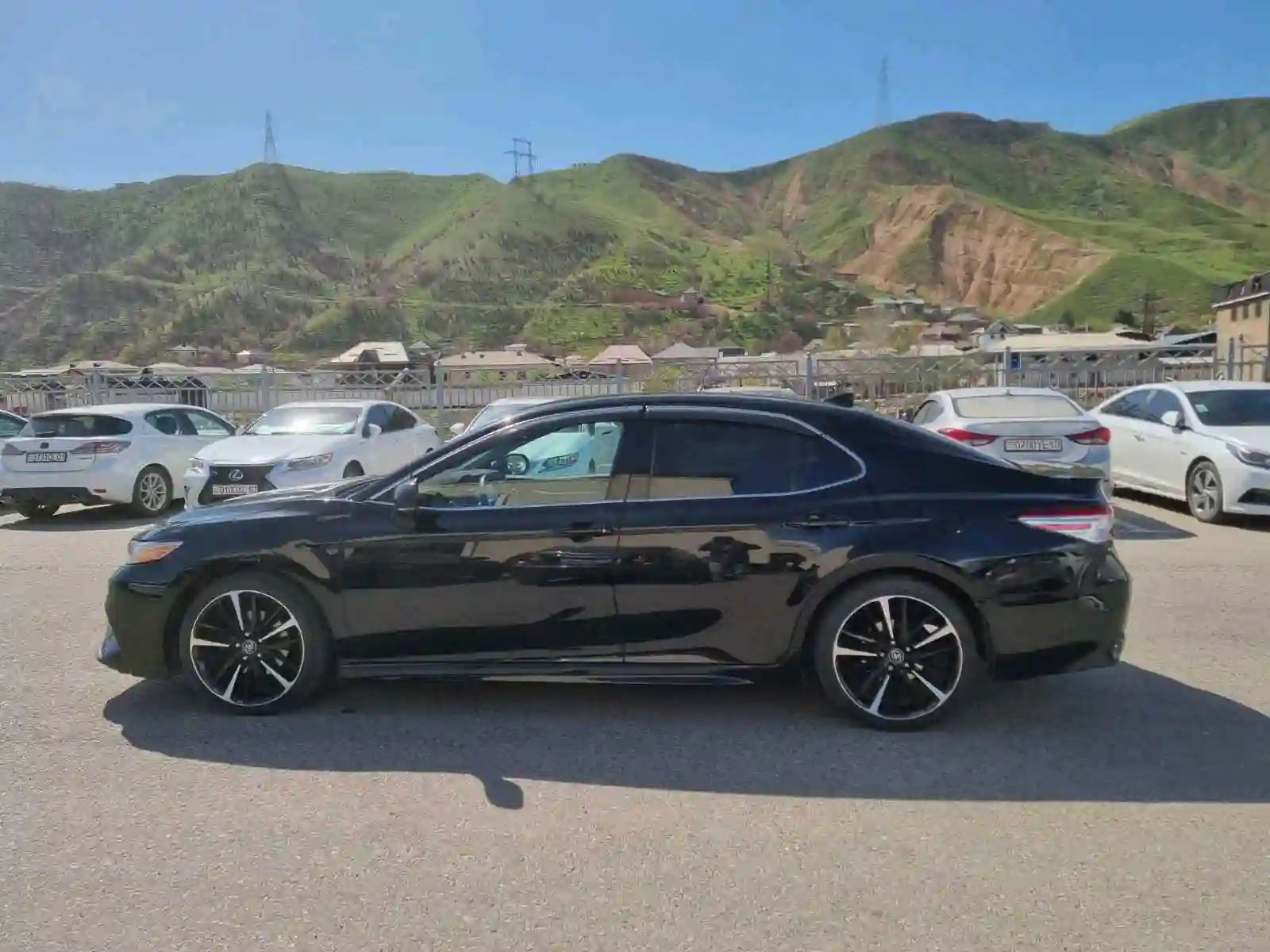 Toyota Camry 2019