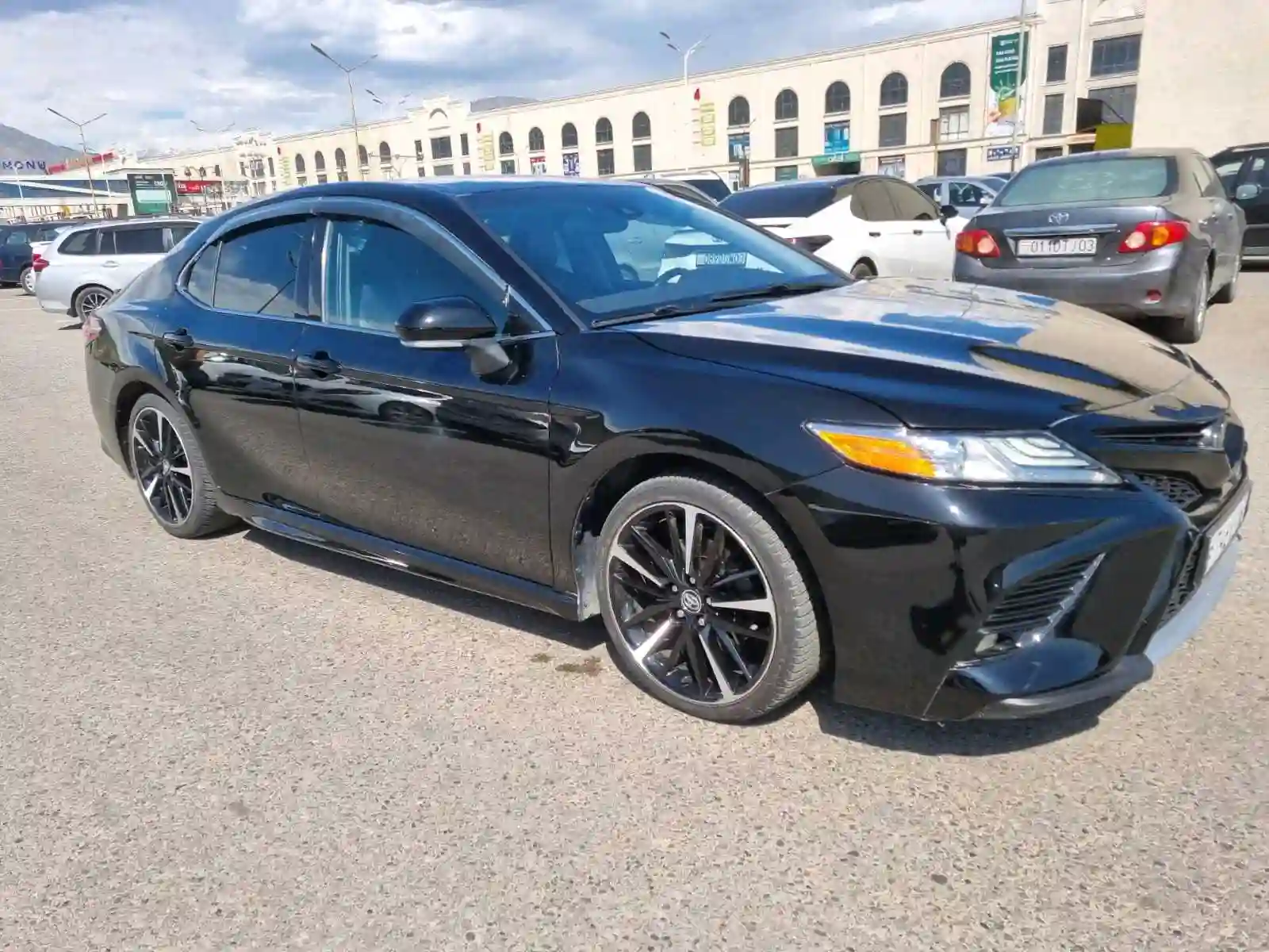 Toyota Camry 2019
