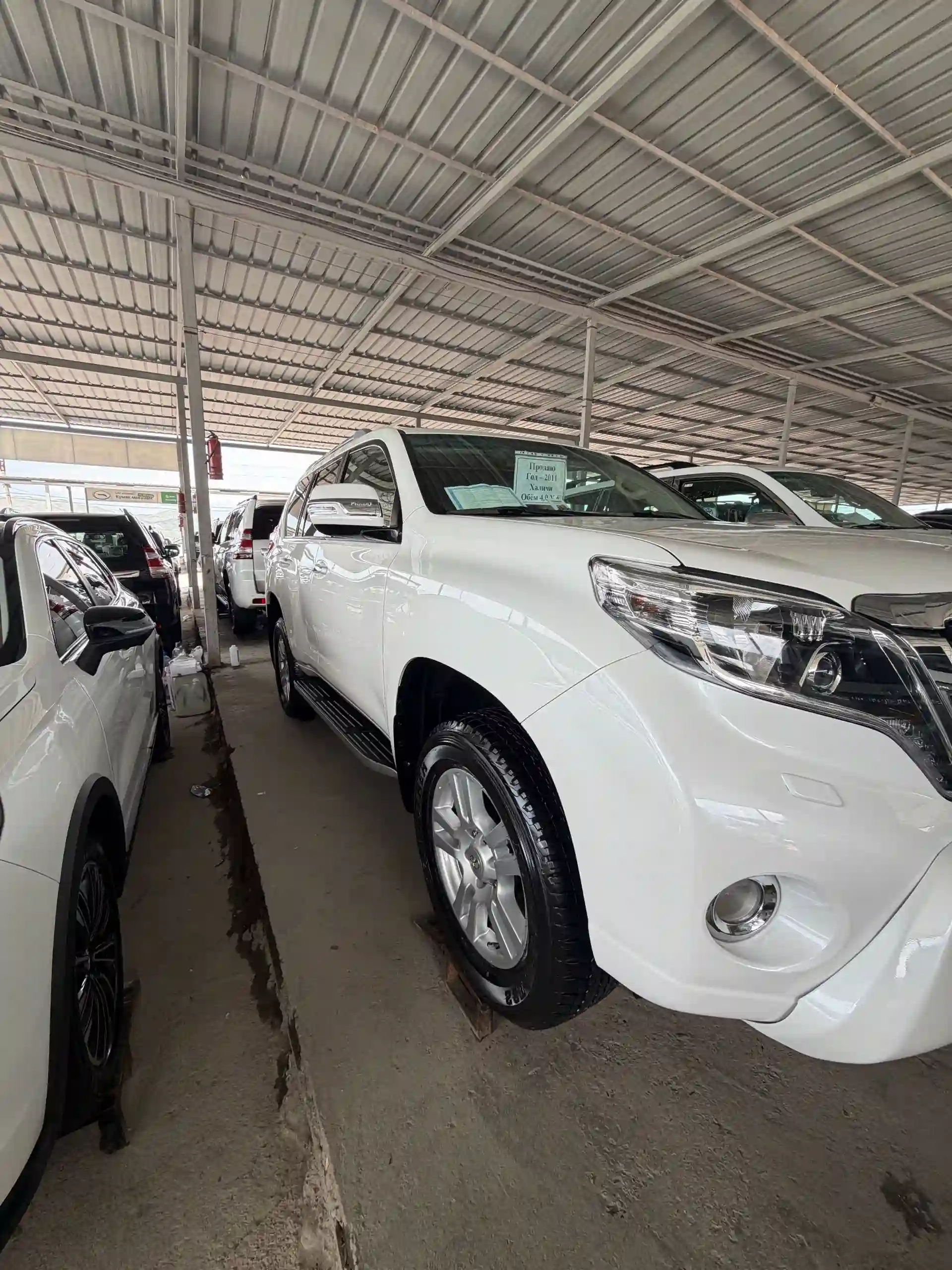 Toyota Land cruiser prado 2011