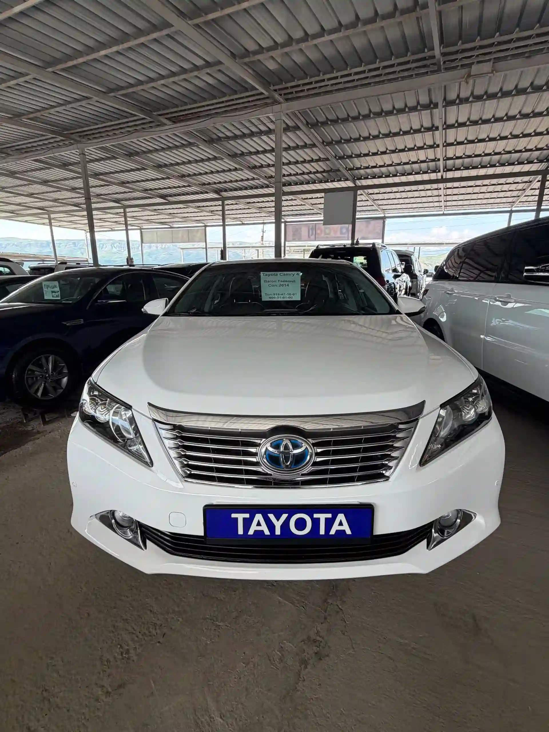 Toyota Camry 2014 — миниатюра 1