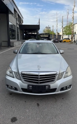 Mercedes-benz E class 2010 — миниатюра 1