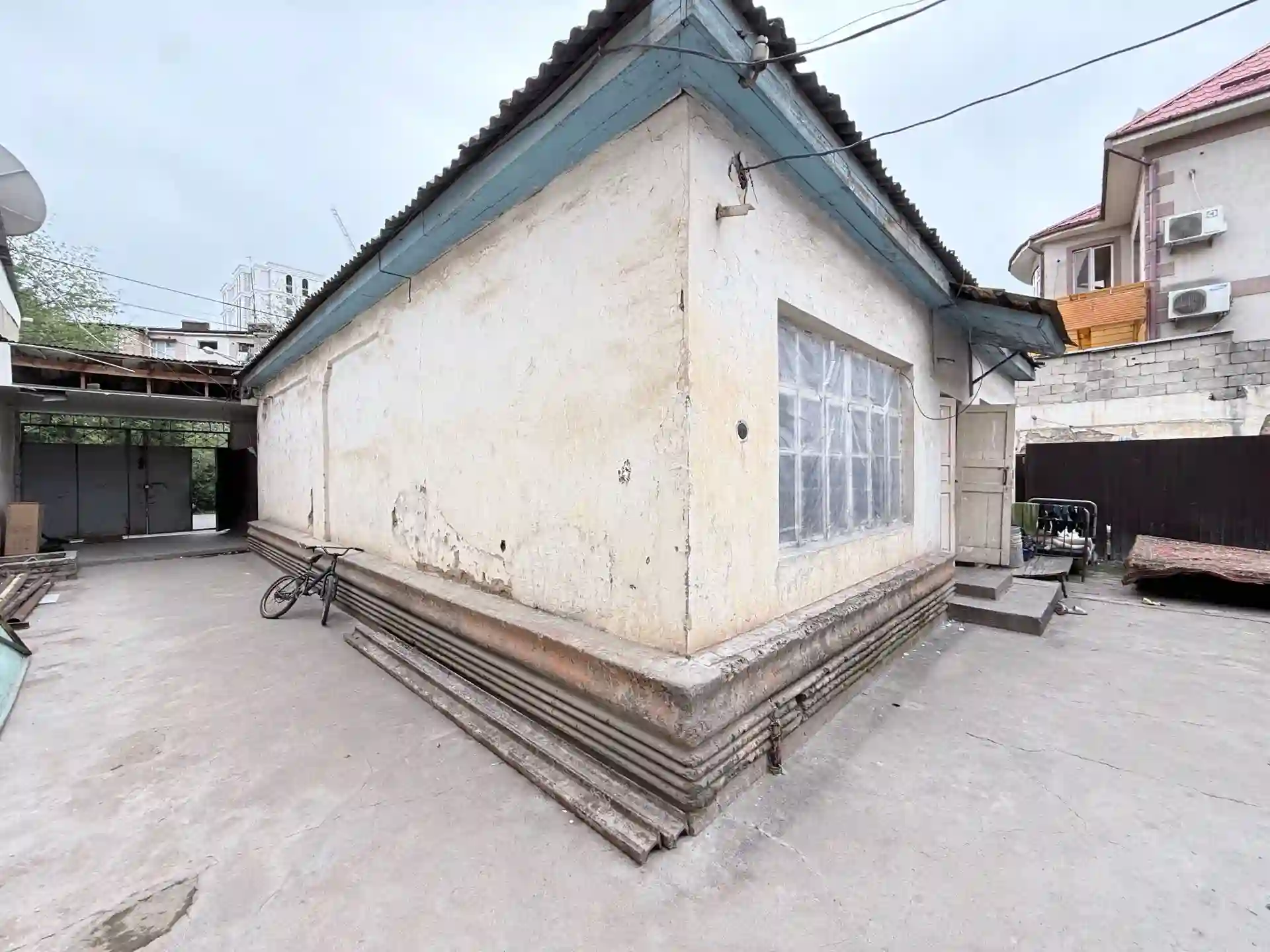 1 этажный, 9-комн. дом, 150 м², 5 соток, Сино — миниатюра 4