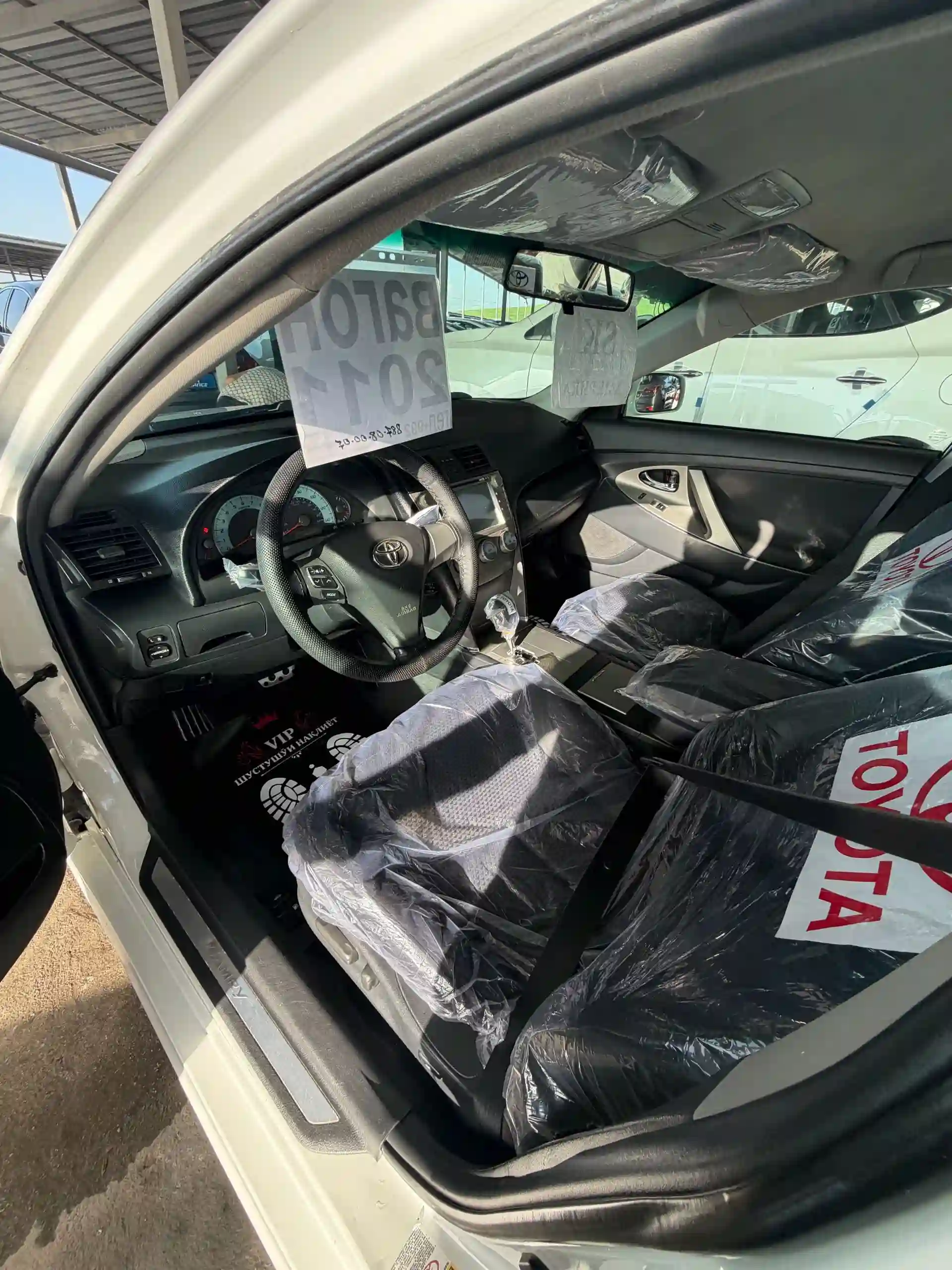 Toyota Camry 2011 — миниатюра 3