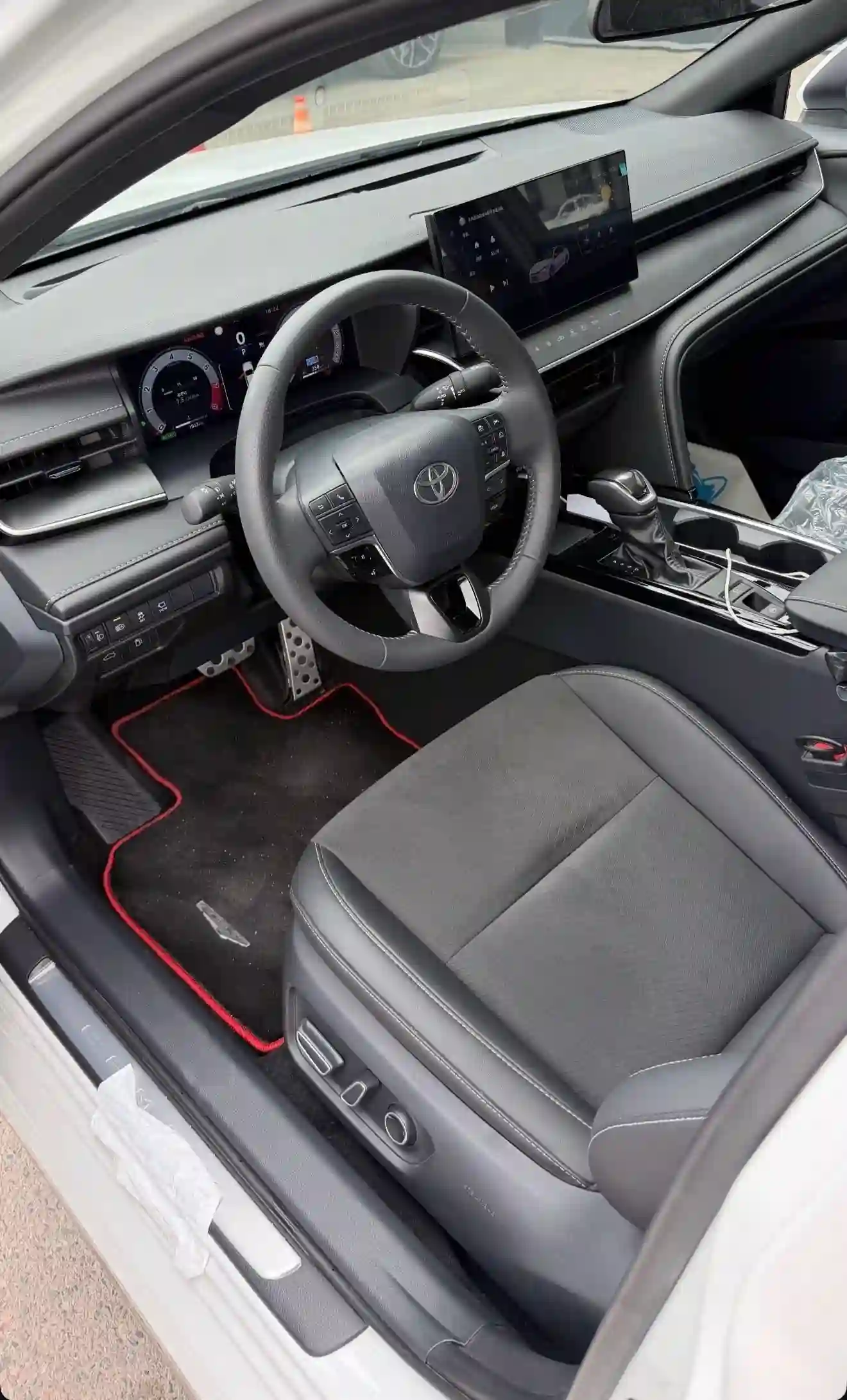 Toyota Camry 2026 — миниатюра 5