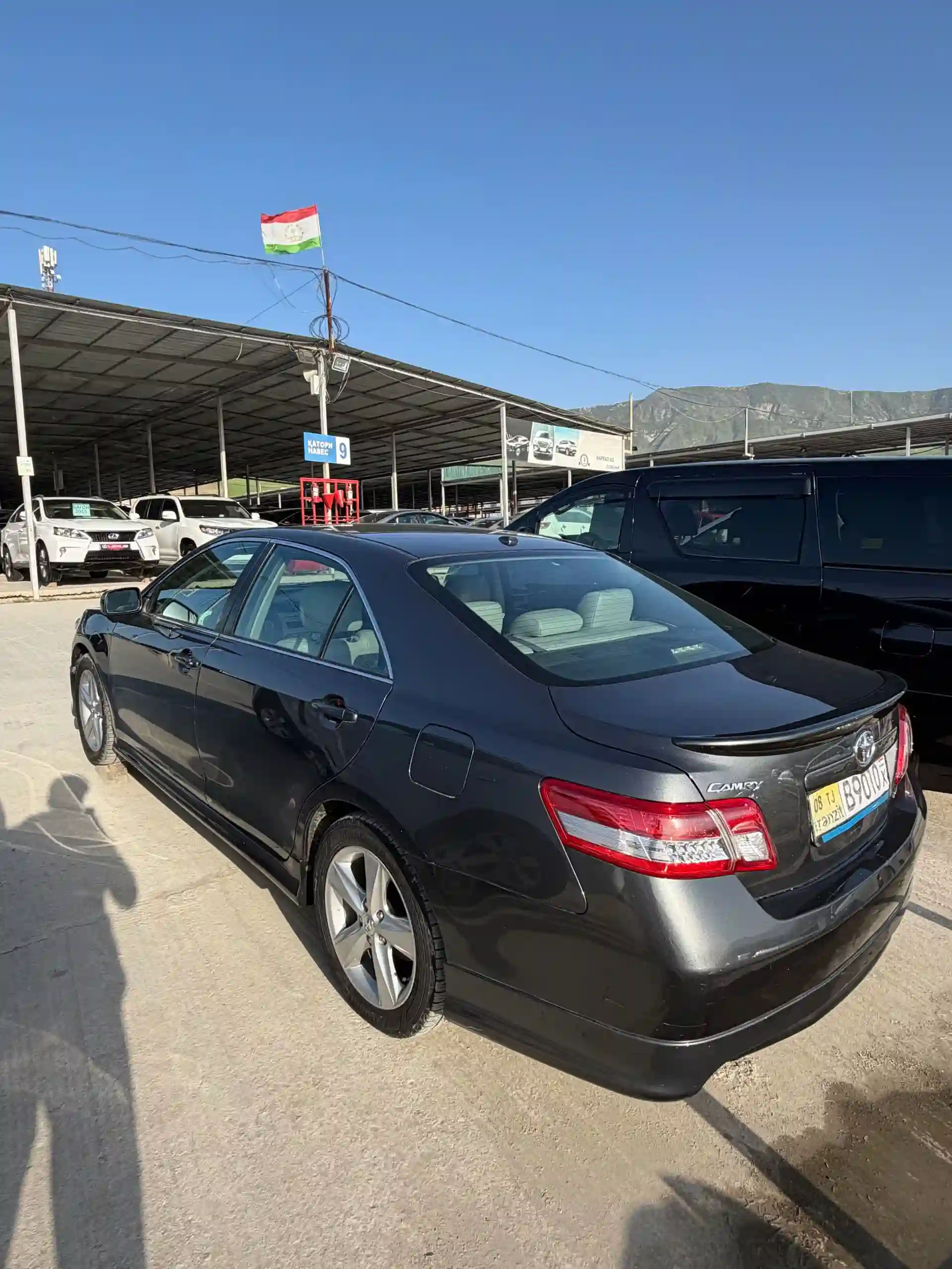 Toyota Camry 2010 — миниатюра 4