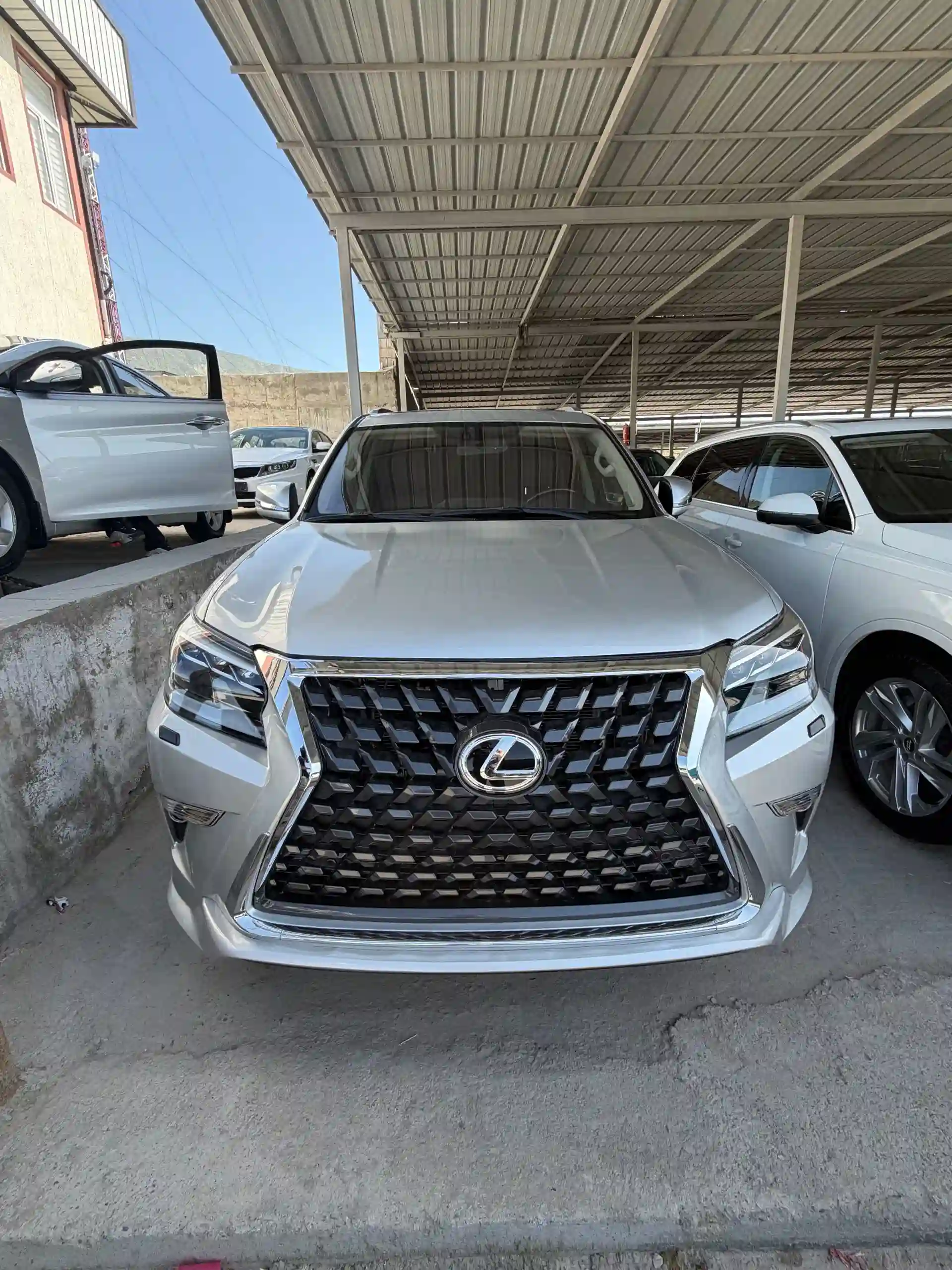 Lexus Gx series 2016