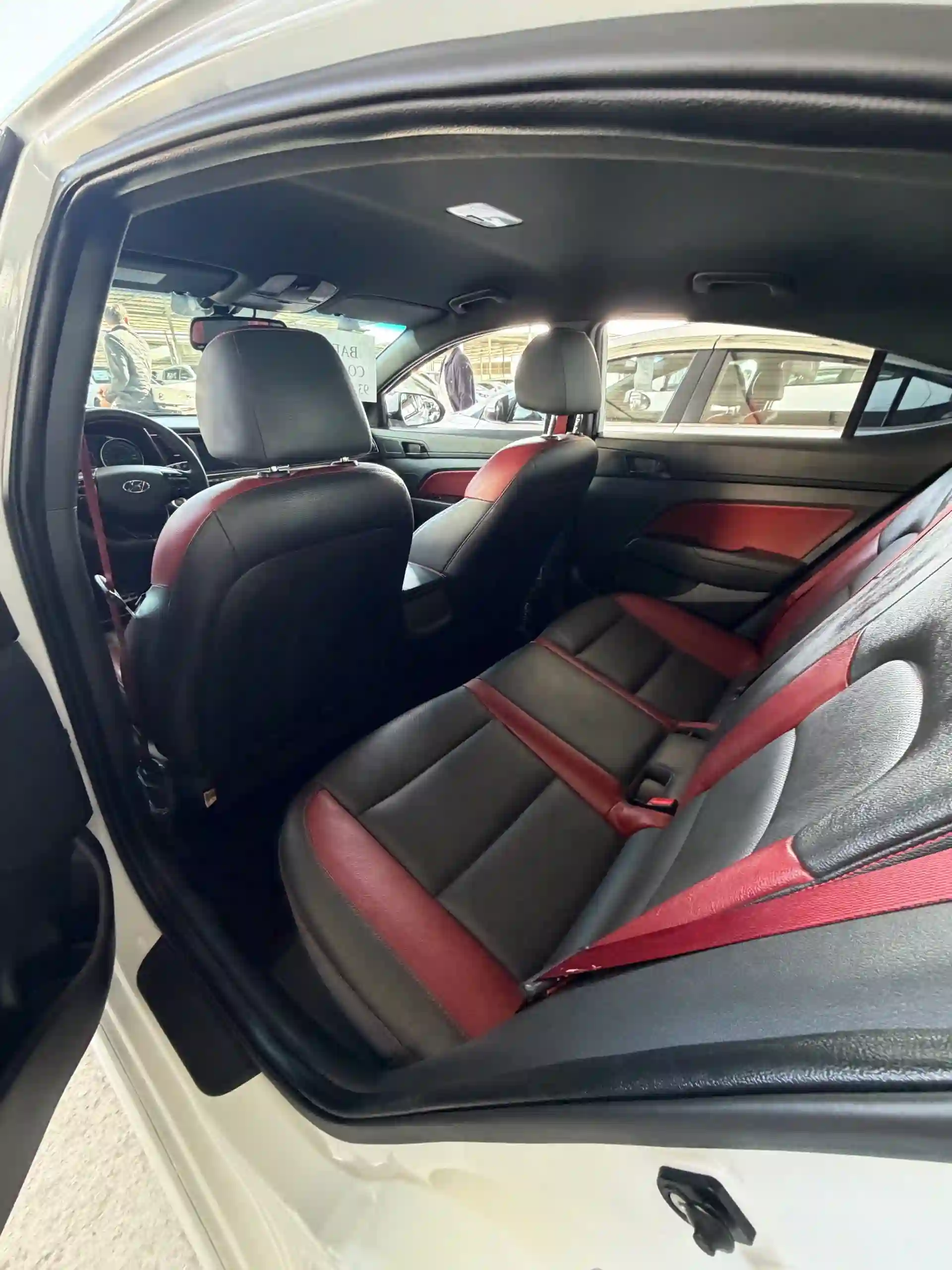 Hyundai Avante 2016 — миниатюра 4