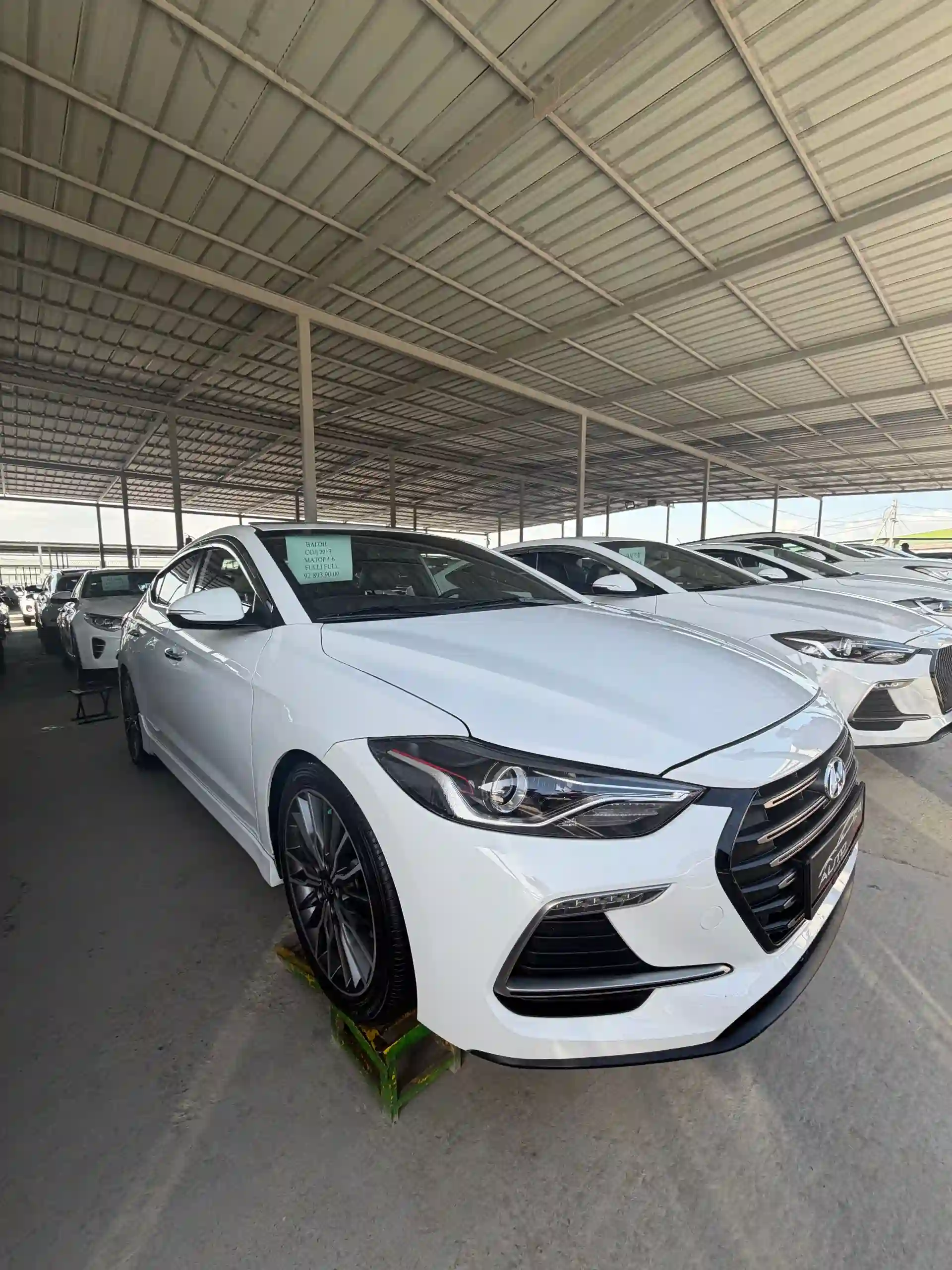 Hyundai Avante 2017 — миниатюра 2
