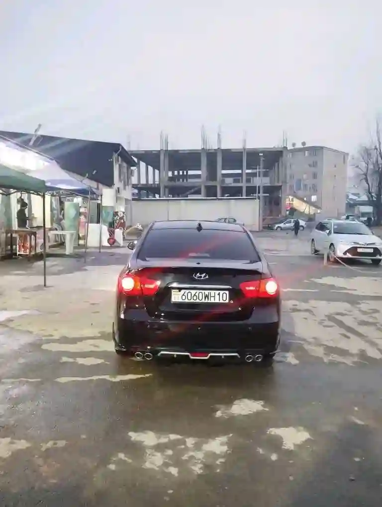 Hyundai Avante 2009