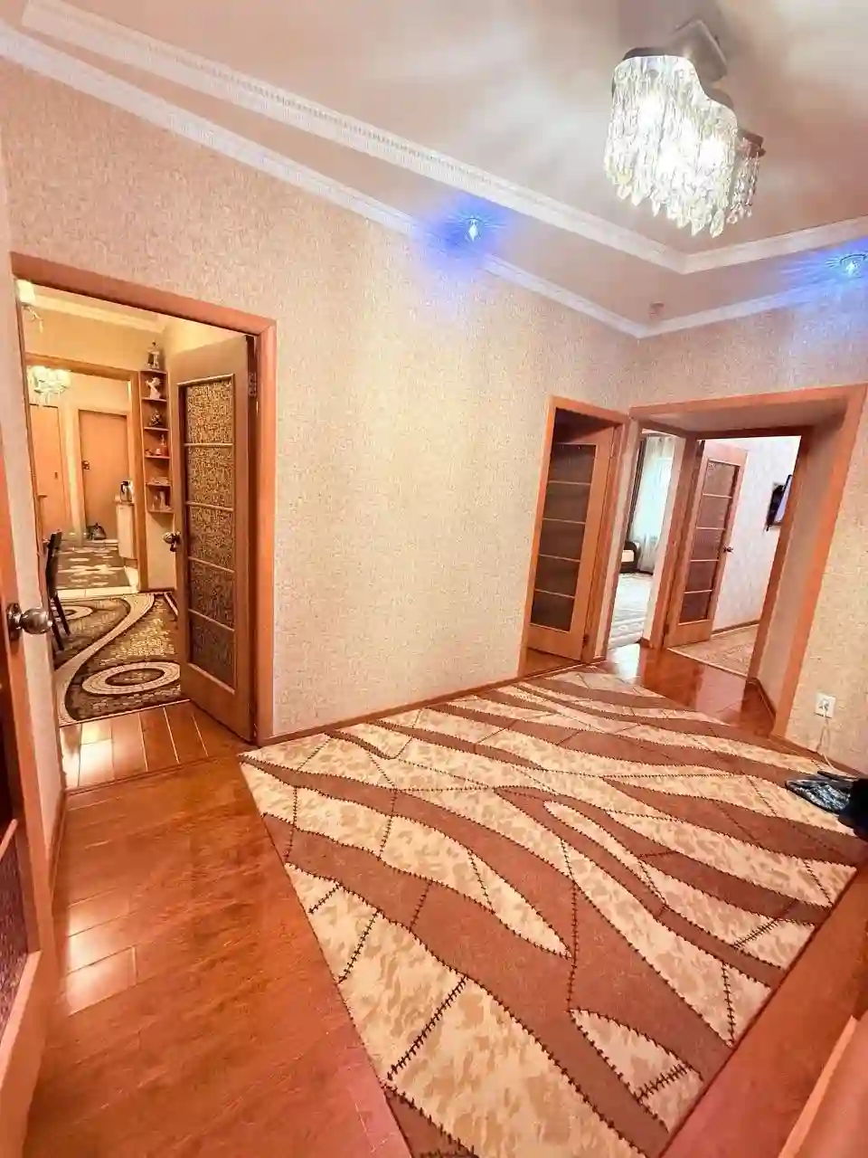 3-к квартира, 6 этаж, 78 м², 102мкр назди родоми 3 — миниатюра 1